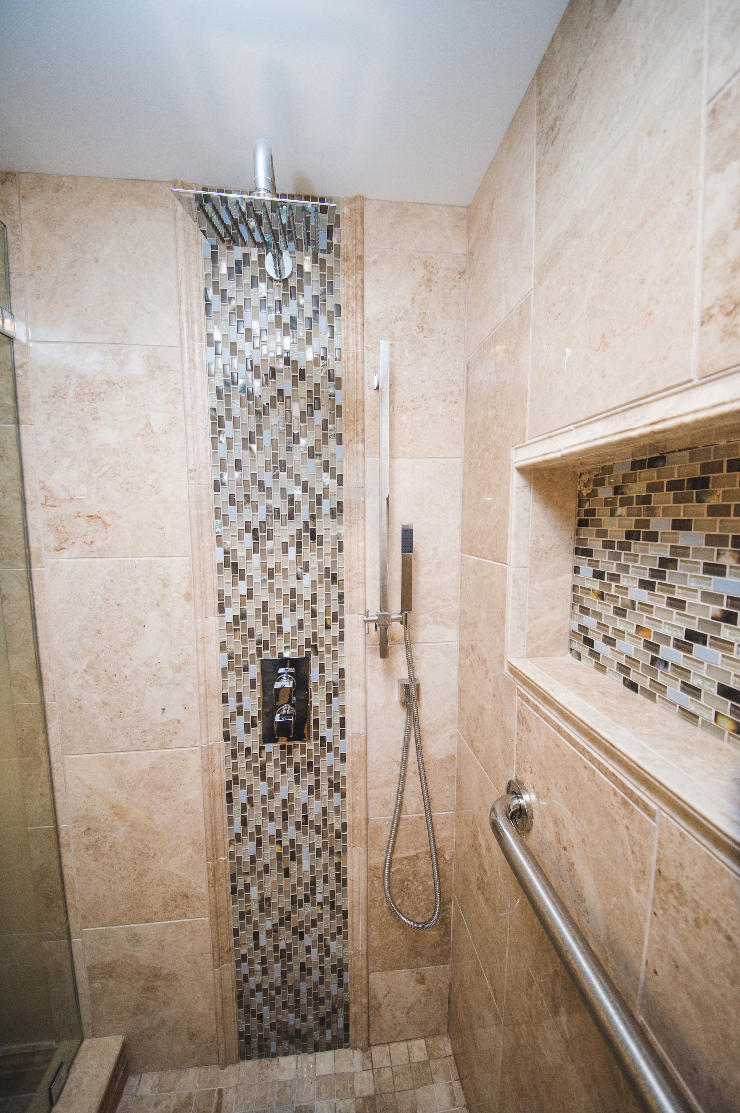 Donald Bathroom-6.jpg