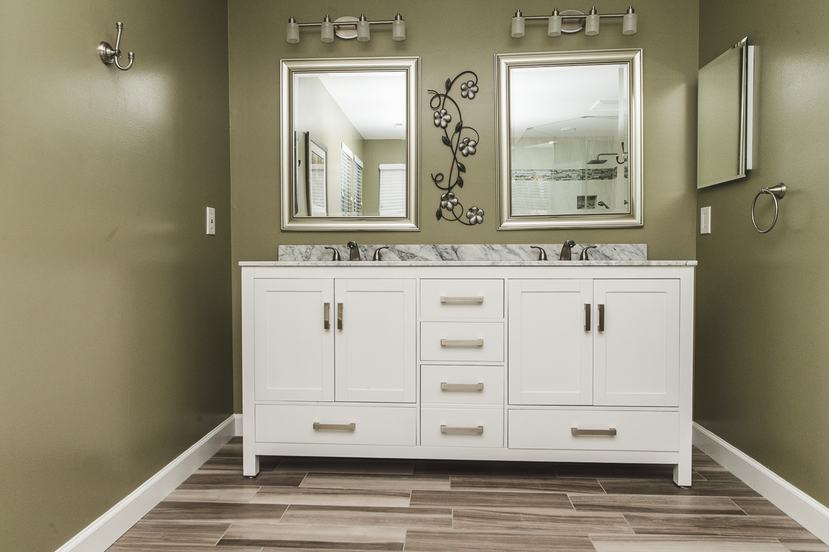 Moder Bathroom Remodeling Ellicott City MD_-14.jpg