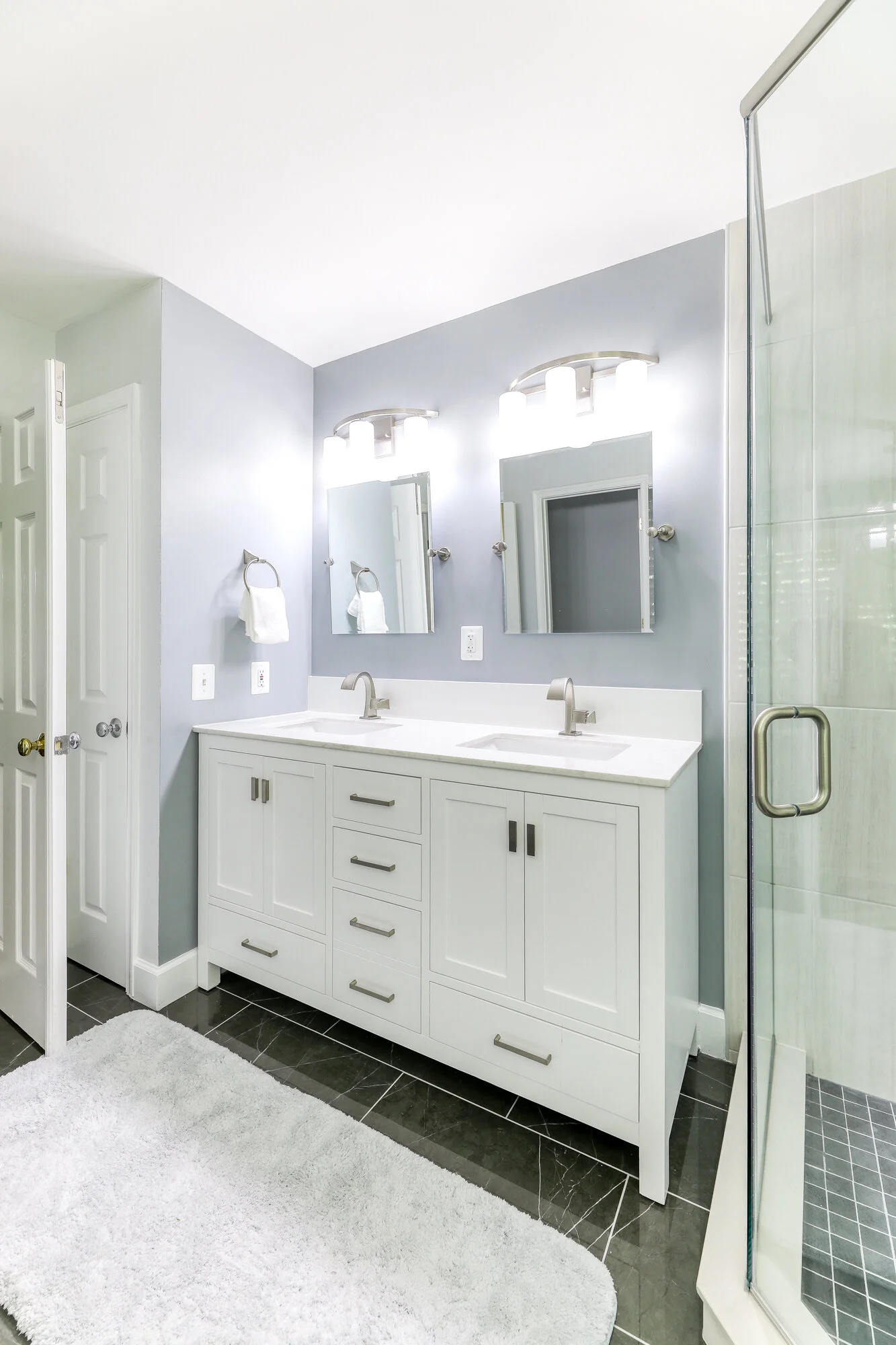 Remodeling company recent jobs - bath / kitchen / home remodeling ...