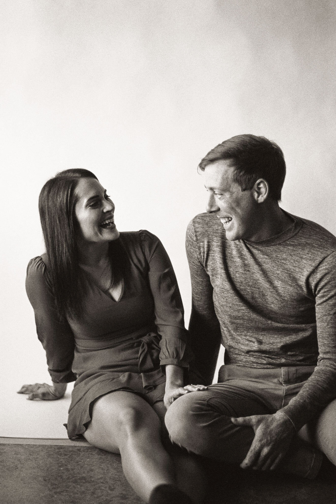 couples-Studio-portrait-tmax400-5.jpg