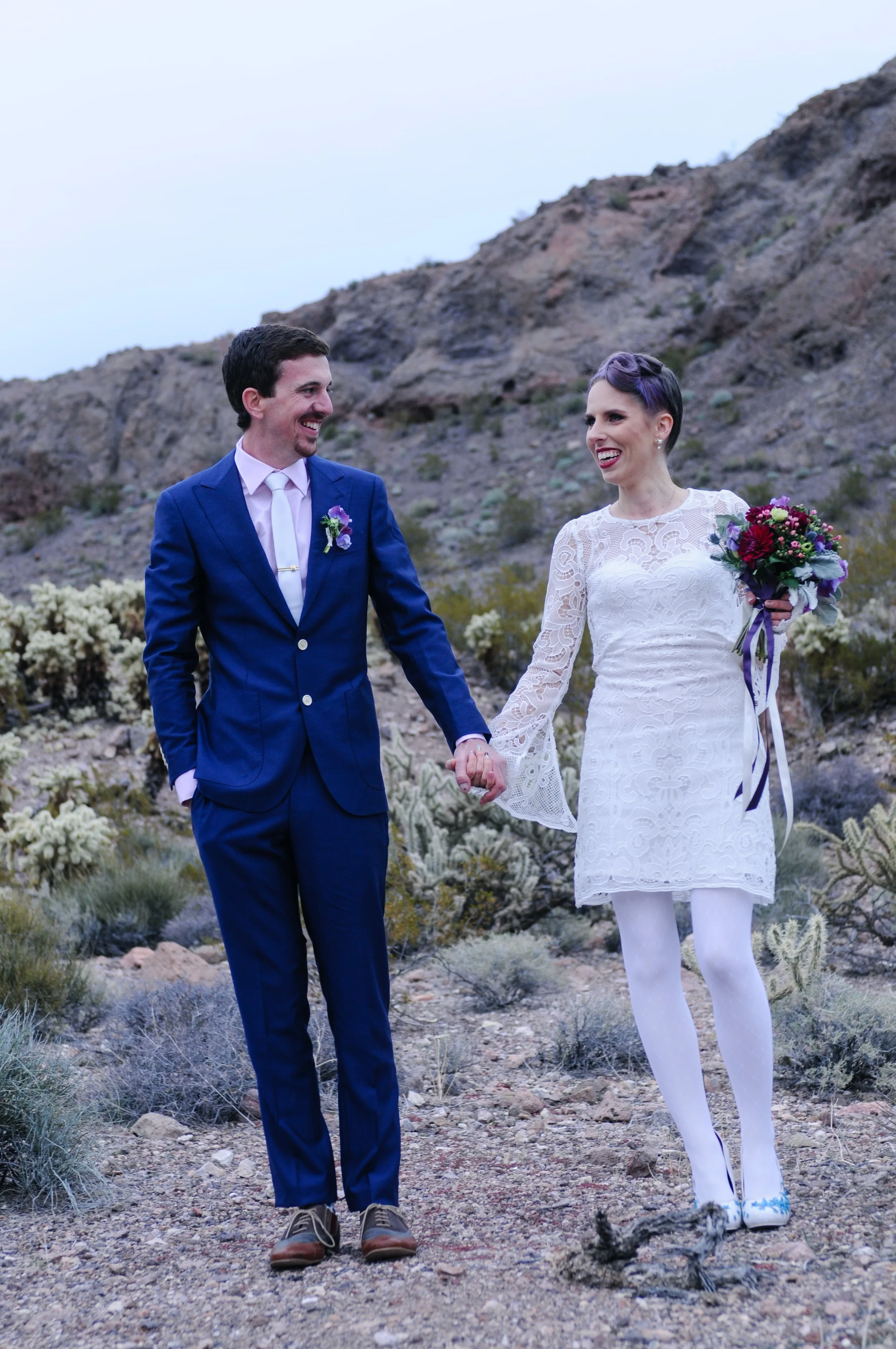 pop up wedding, flora pop wedding, elopement, las vegas elopement, desert elopement, smoke bomb wedding