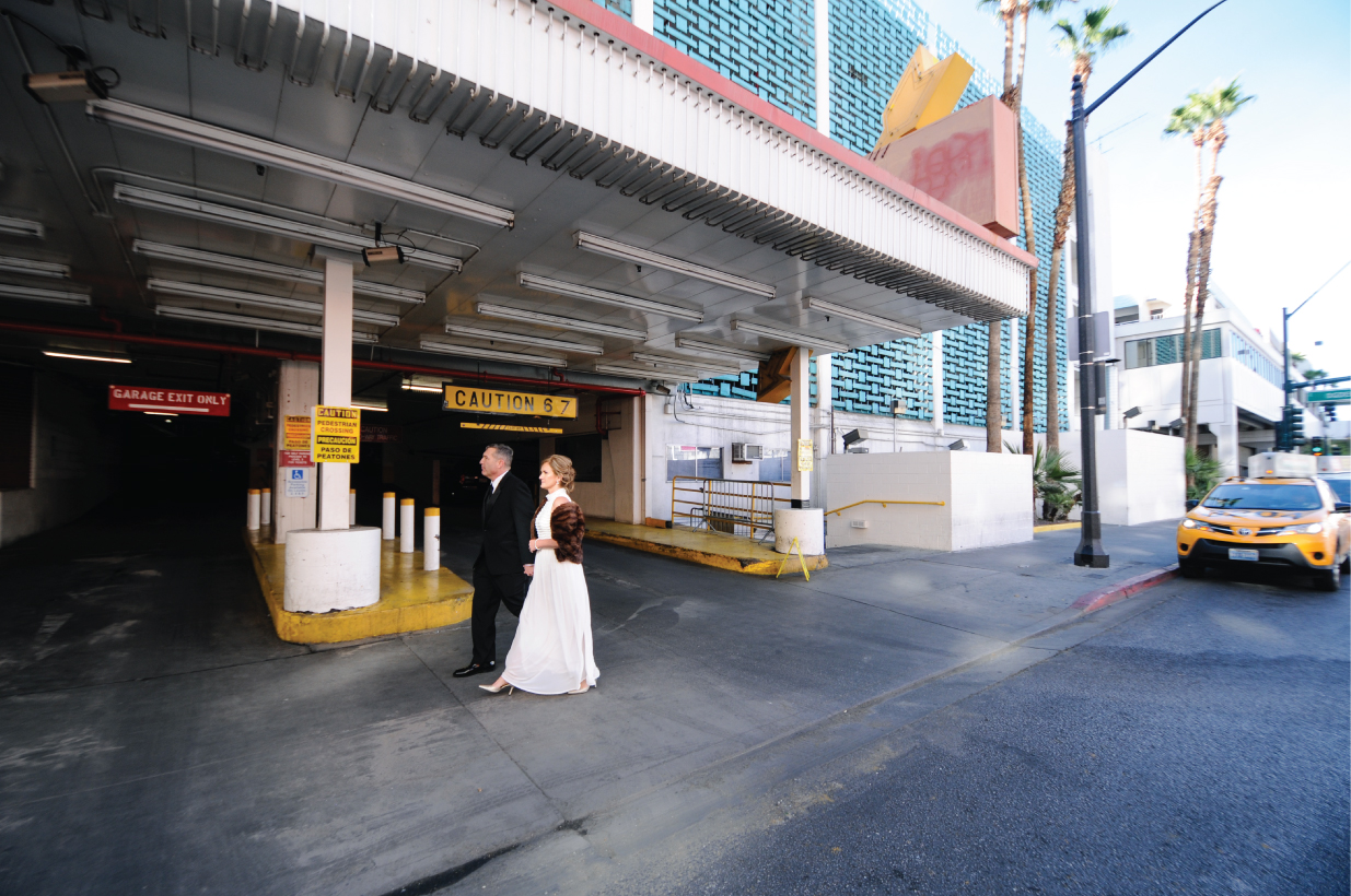 pop up wedding, las vegas elopement, ashley marie myers, las vegas wedding, elopement, desert elopement, vintage elopement