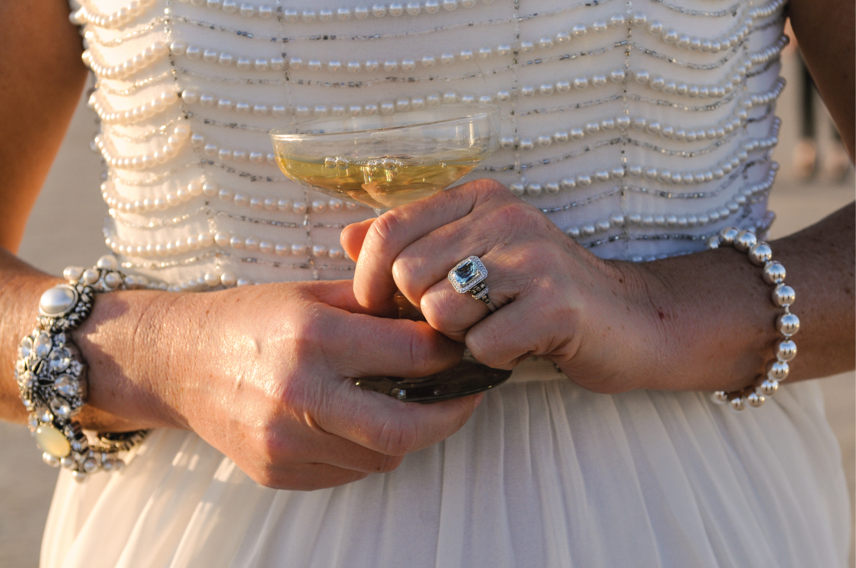 pop up wedding, las vegas elopement, ashley marie myers, las vegas wedding, elopement, desert elopement, vintage elopement