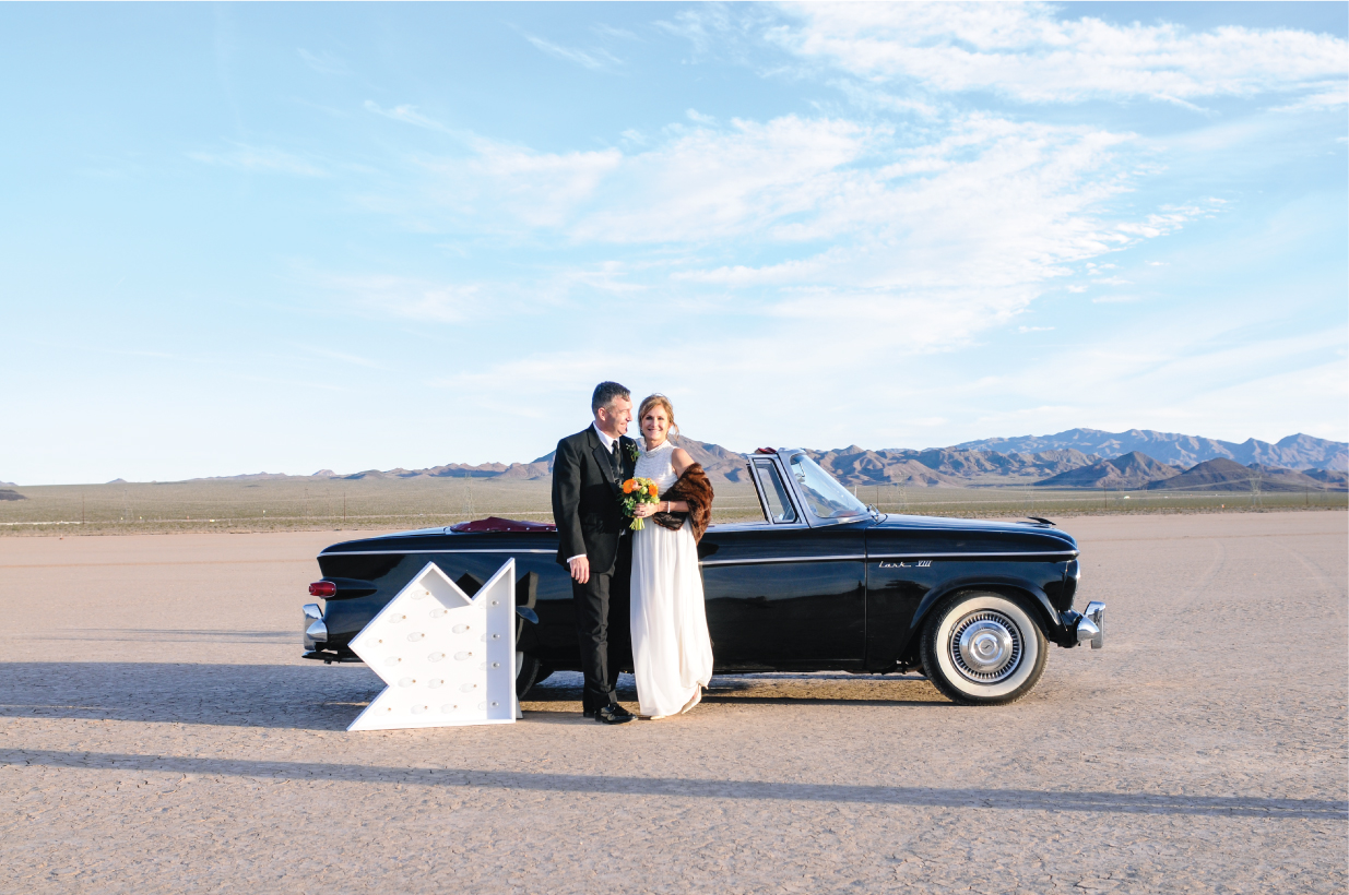 pop up wedding, las vegas elopement, ashley marie myers, las vegas wedding, elopement, desert elopement, vintage elopement