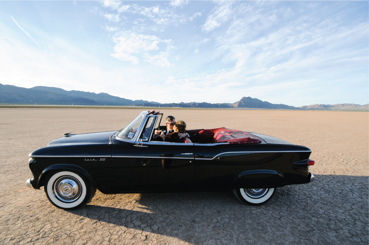 pop up wedding, las vegas elopement, ashley marie myers, las vegas wedding, elopement, desert elopement, vintage elopement