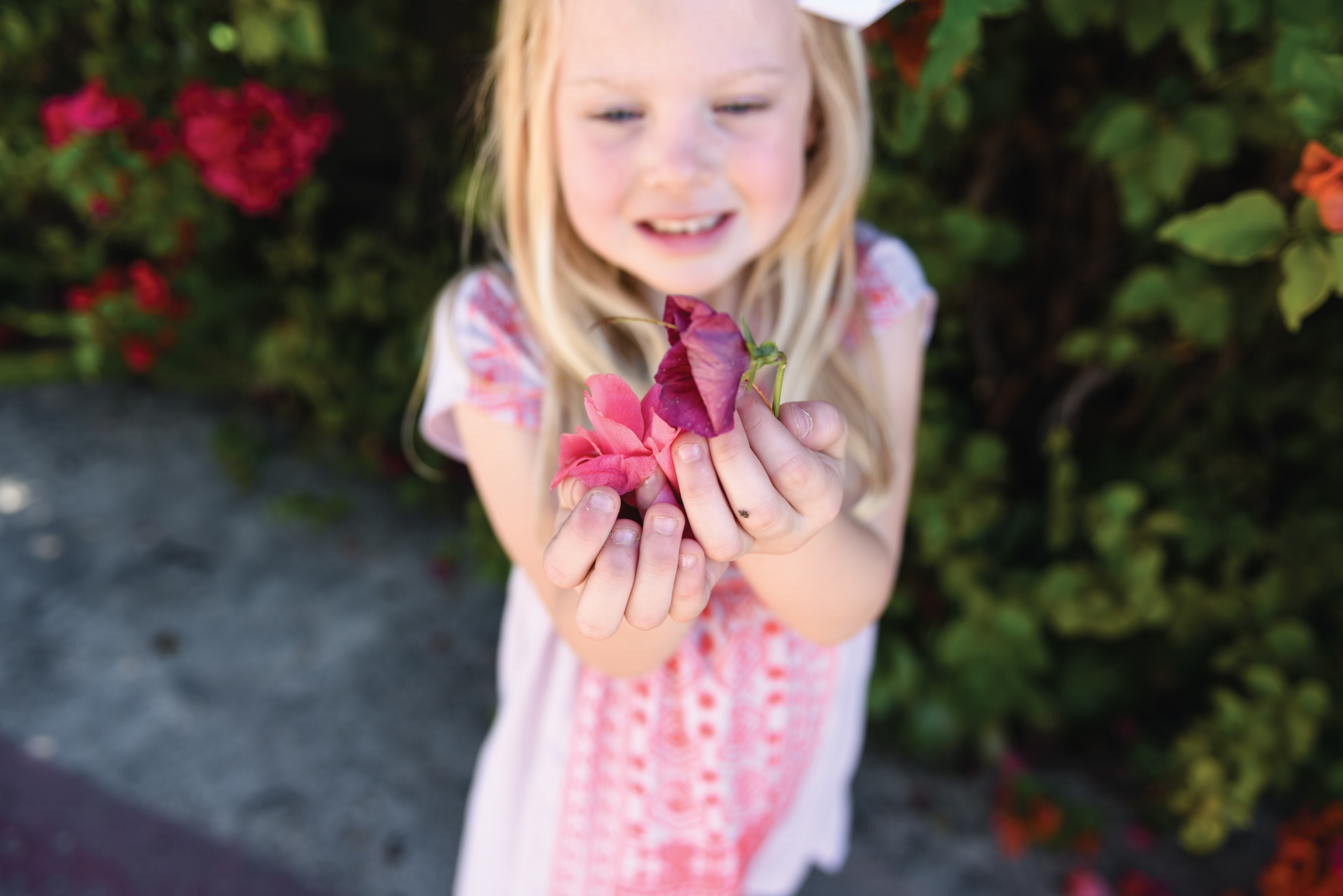 lifestyle children photography, children photography, ashley marie myers, photographing children, how to photograph children, summer, old navy, jellies, children photos, photography of children