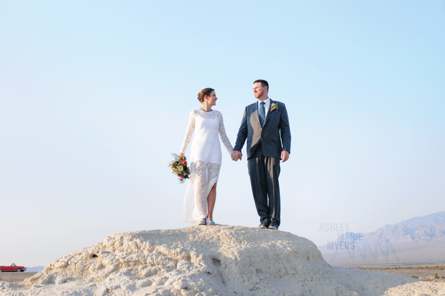 Las Vegas Pop Up Desert Elopement / Bruce & Sascha