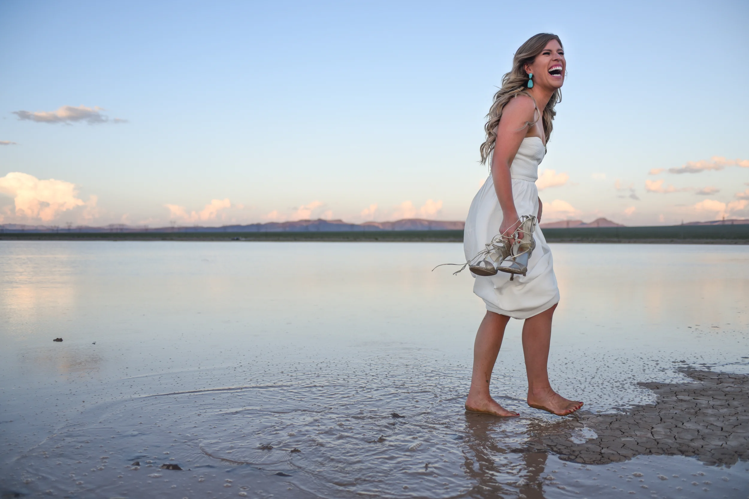 dry lake bed wedding, desert wedding, pop up wedding, elopement, las vegas elopement, desert elopement, flora pop elopement, ashley marie myers, lifestyle photography, lifestyle wedding, surprise wedding, surprise elopement, dry lake beds, las vegas, 