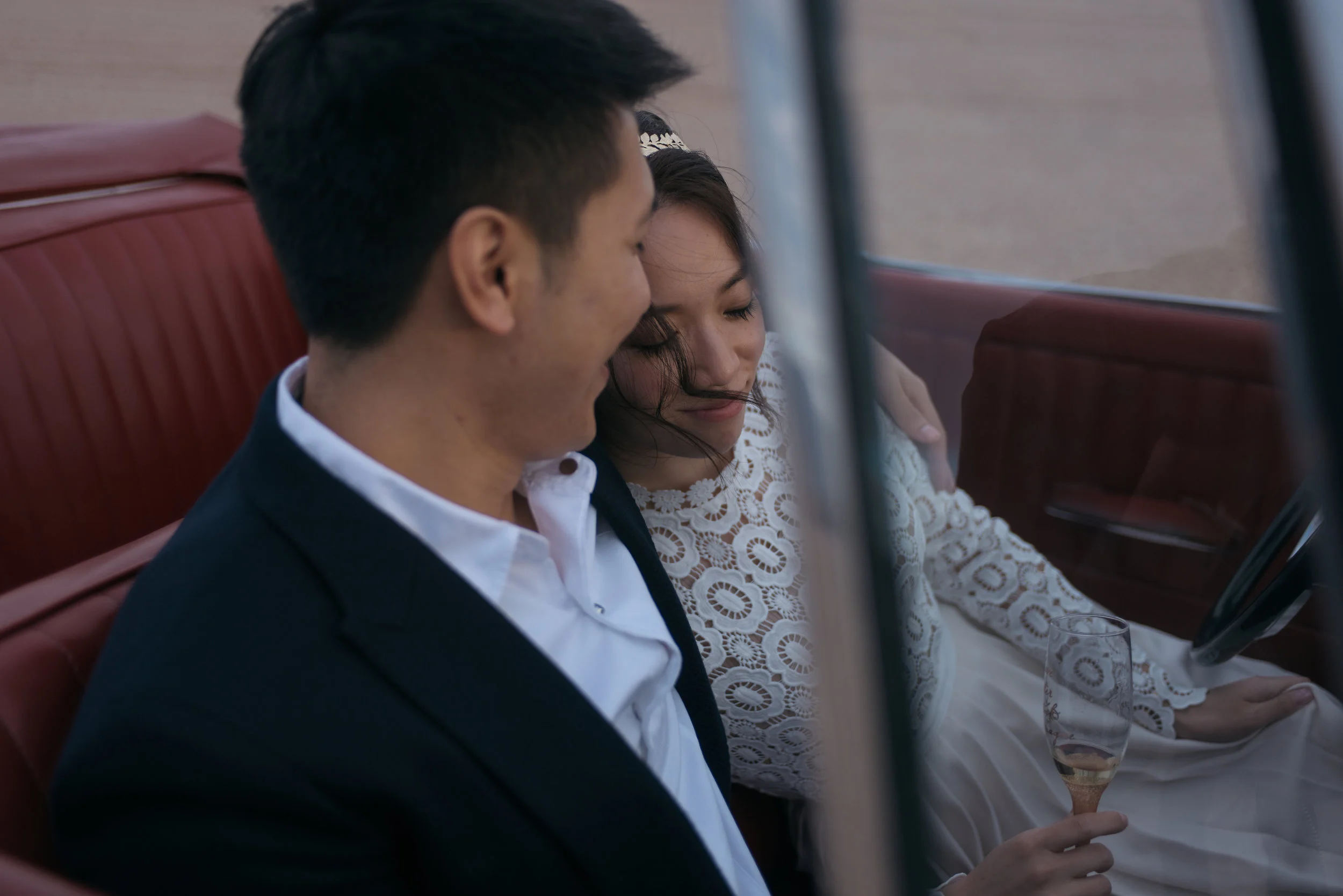 las vegas wedding, peachy keen unions, las vegas elopement, pop up wedding, las vegas, downtown las vegas, dry lake bed, dry lake bed wedding, asian wedding, wedding inspiration, las vegans wedding photographer