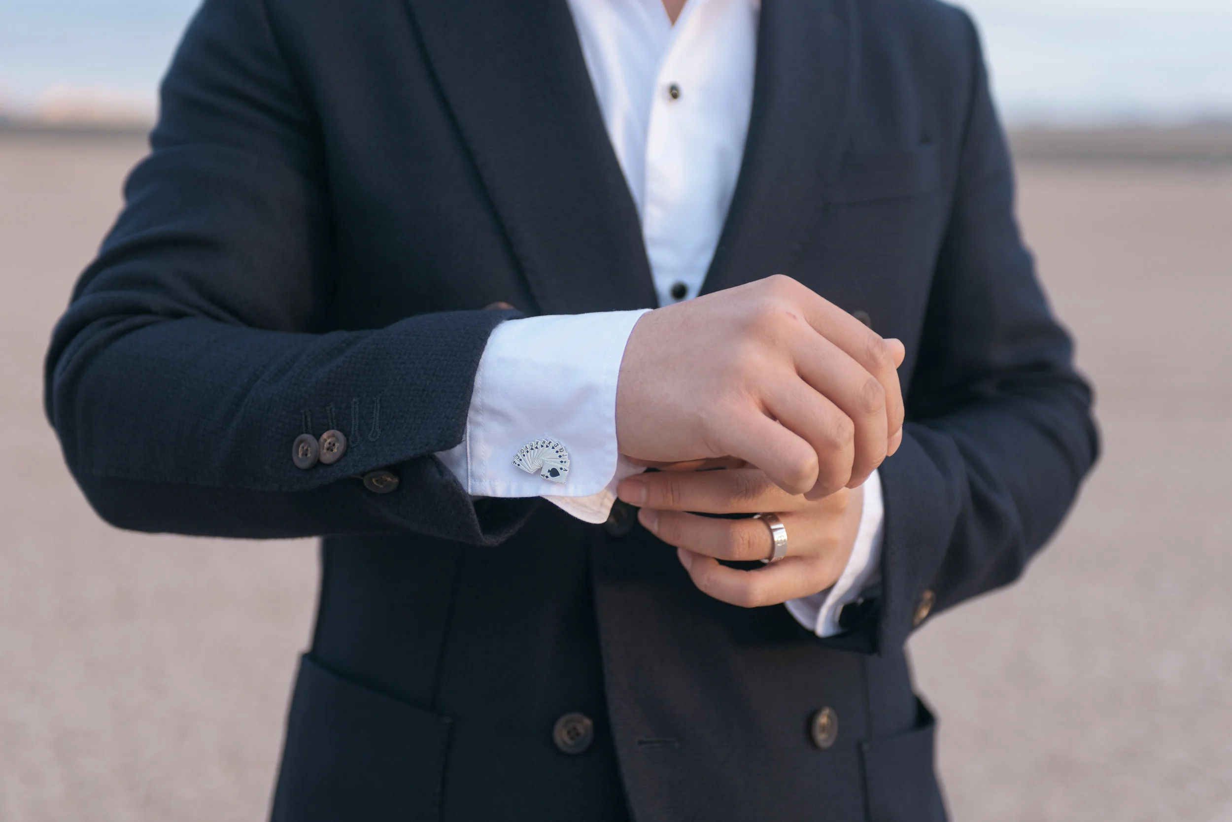 las vegas wedding, peachy keen unions, las vegas elopement, pop up wedding, las vegas, downtown las vegas, dry lake bed, dry lake bed wedding, asian wedding, wedding inspiration, las vegans wedding photographer