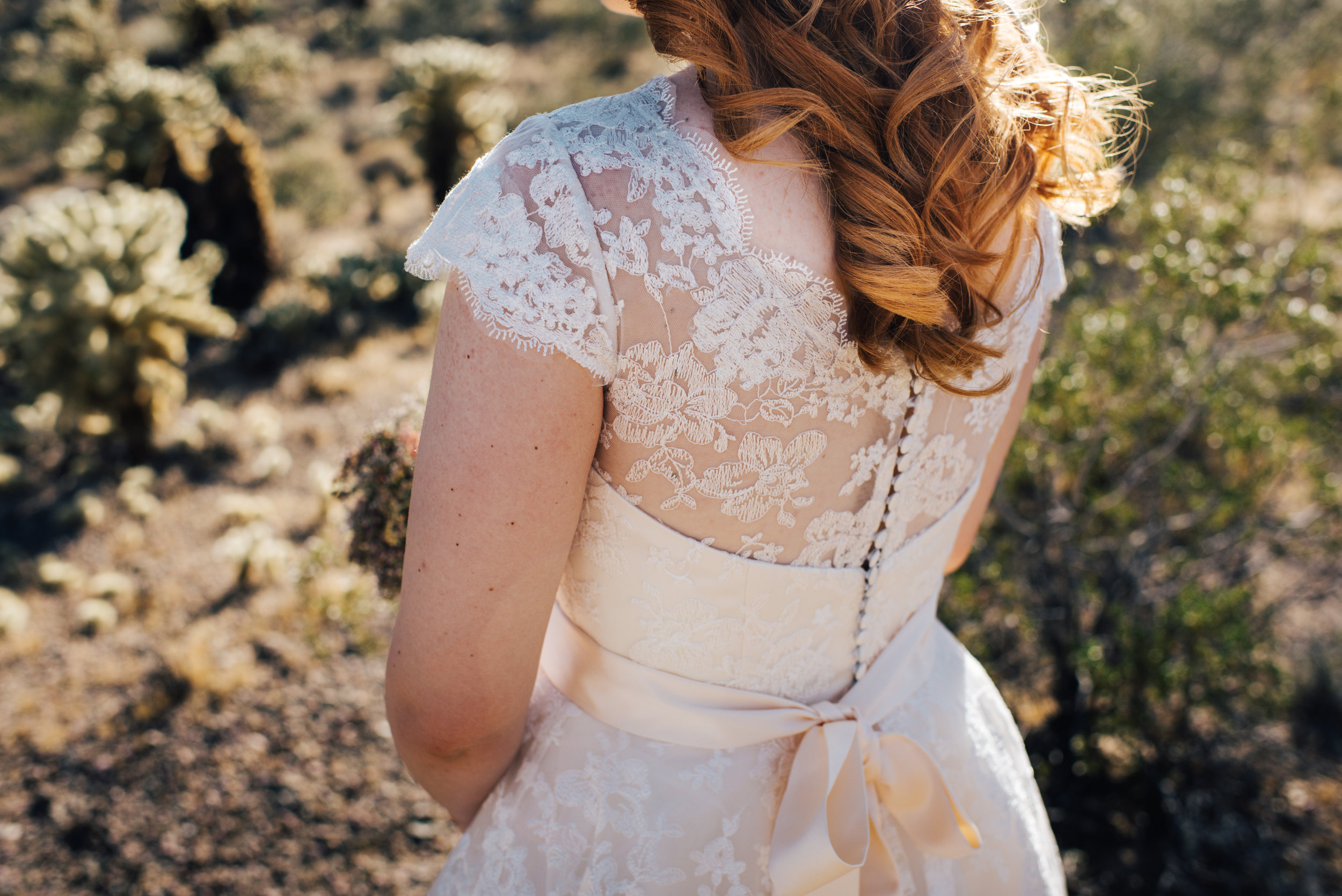 red head, ginger bride, vintage wedding, wedding las vegas, elopement las vegas, elopement, peachy keen union, red head bride, vintage bride, vintage car, tetra, yellow, desert wedding, summer wedding, las vegas, mojave desert, wedding inspiration, wed, i do, charming, las vegas elopement, elope, elopement photographer