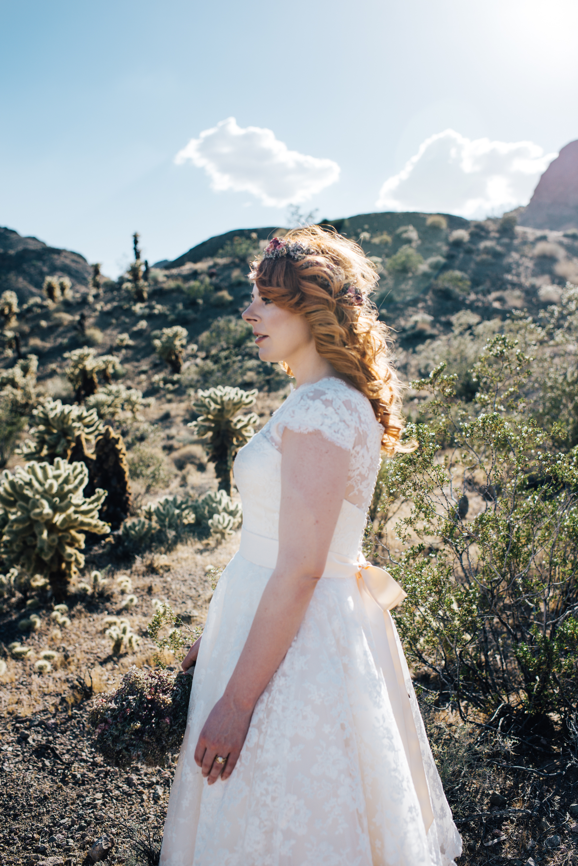 red head, ginger bride, vintage wedding, wedding las vegas, elopement las vegas, elopement, peachy keen union, red head bride, vintage bride, vintage car, tetra, yellow, desert wedding, summer wedding, las vegas, mojave desert, wedding inspiration, wed, i do, charming, las vegas elopement, elope, elopement photographer