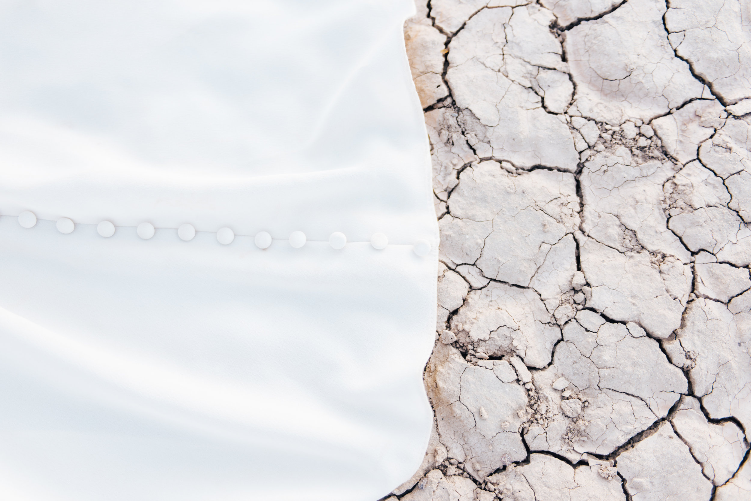 ted baker groom suit, groom, dry lake bed elopement, elopement, flora pop, las vegas wedding, las vegas elopement, pop up wedding, desert wedding, essence of australia wedding dress, wedding dress, bride, bride style, bridal, aussie wedding, las vegas photographer, desert life, summer wedding, blush, blush bridal party, girls, flower crown, 