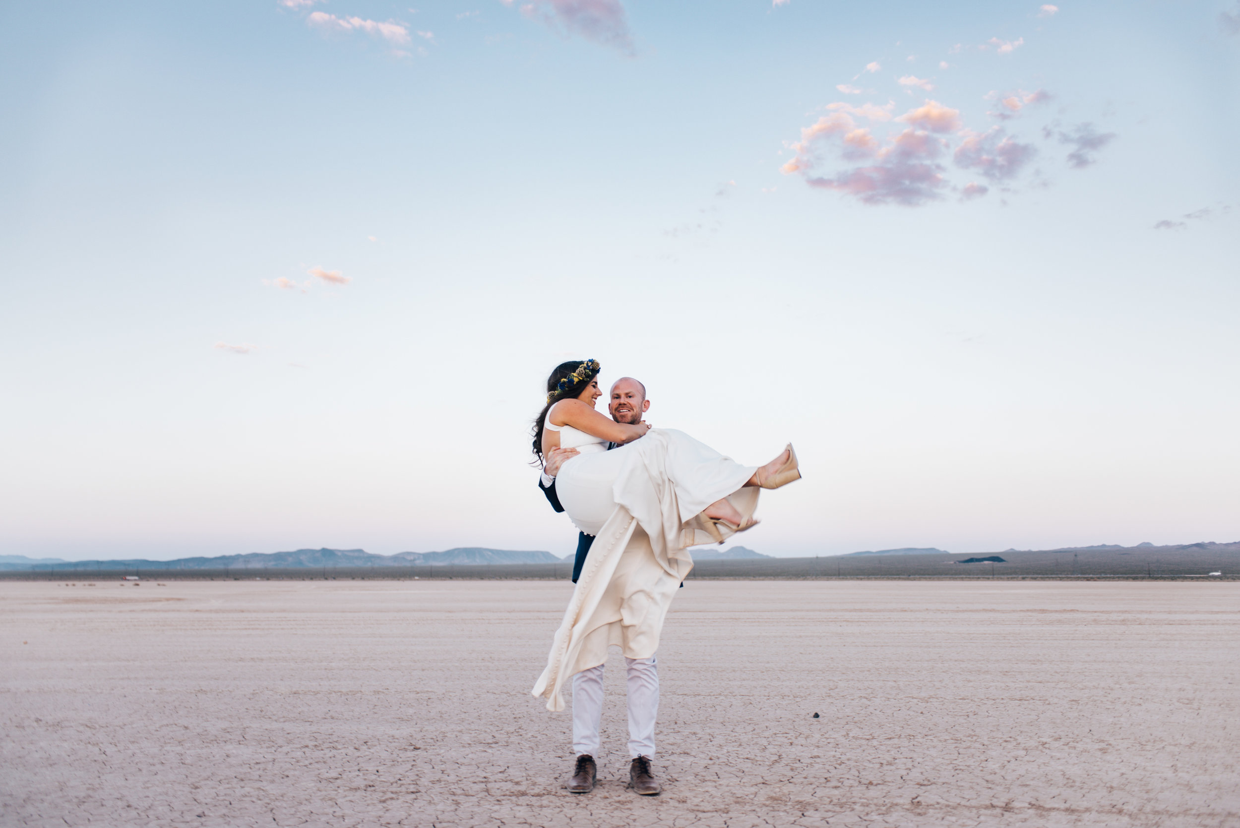 ted baker groom suit, groom, dry lake bed elopement, elopement, flora pop, las vegas wedding, las vegas elopement, pop up wedding, desert wedding, essence of australia wedding dress, wedding dress, bride, bride style, bridal, aussie wedding, las vegas photographer, desert life, summer wedding, blush, blush bridal party, girls, flower crown, 