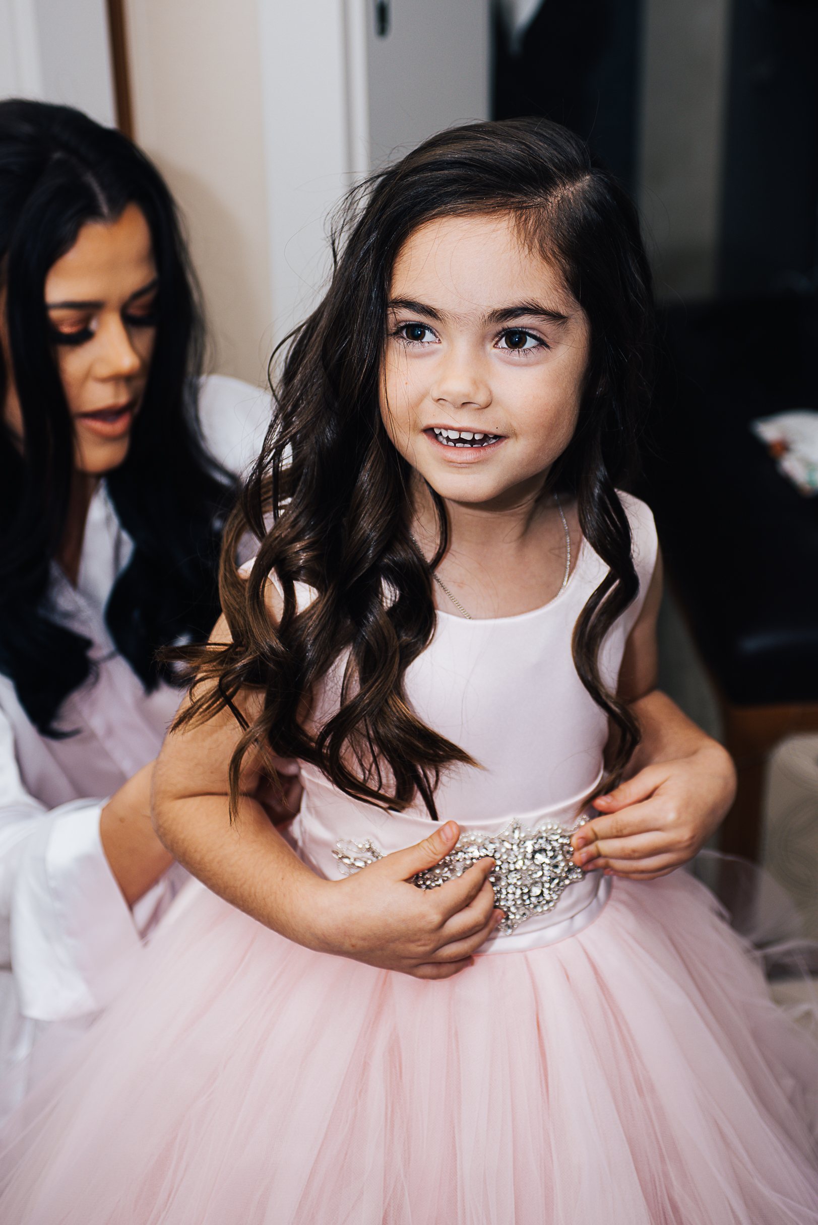 las vegas cosmopolitan wedding, las Vegas wedding, las vegas elopement, vegas wedding, vera wang wedding dress, handsome groom, beautiful bride, las vegas wedding photography, wedding inspiration, 1,000 roses, roses, simple wedding, classic wedding, vintage wedding, wedding photographer, ashley marie myers