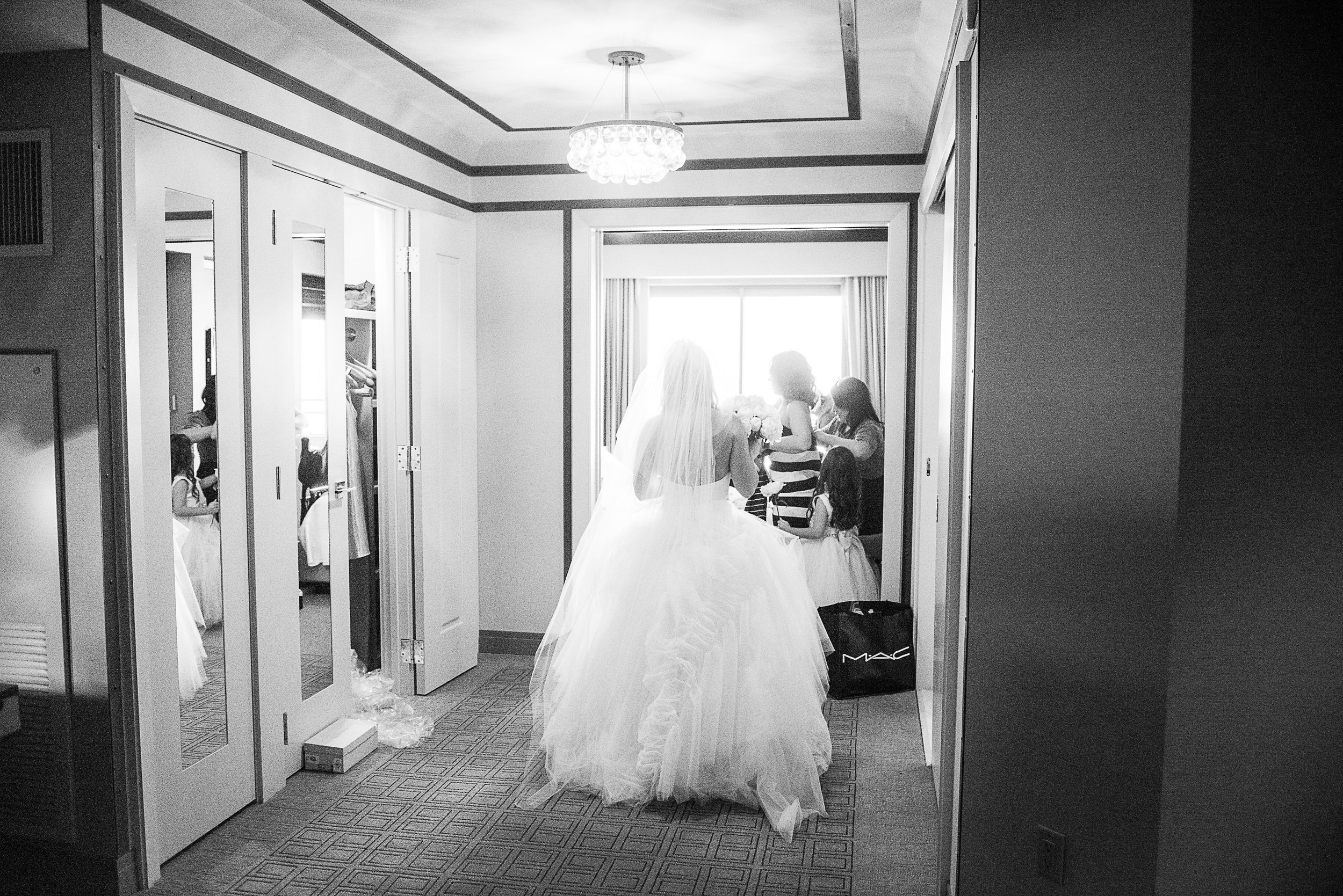 las vegas cosmopolitan wedding, las Vegas wedding, las vegas elopement, vegas wedding, vera wang wedding dress, handsome groom, beautiful bride, las vegas wedding photography, wedding inspiration, 1,000 roses, roses, simple wedding, classic wedding, vintage wedding, wedding photographer, ashley marie myers