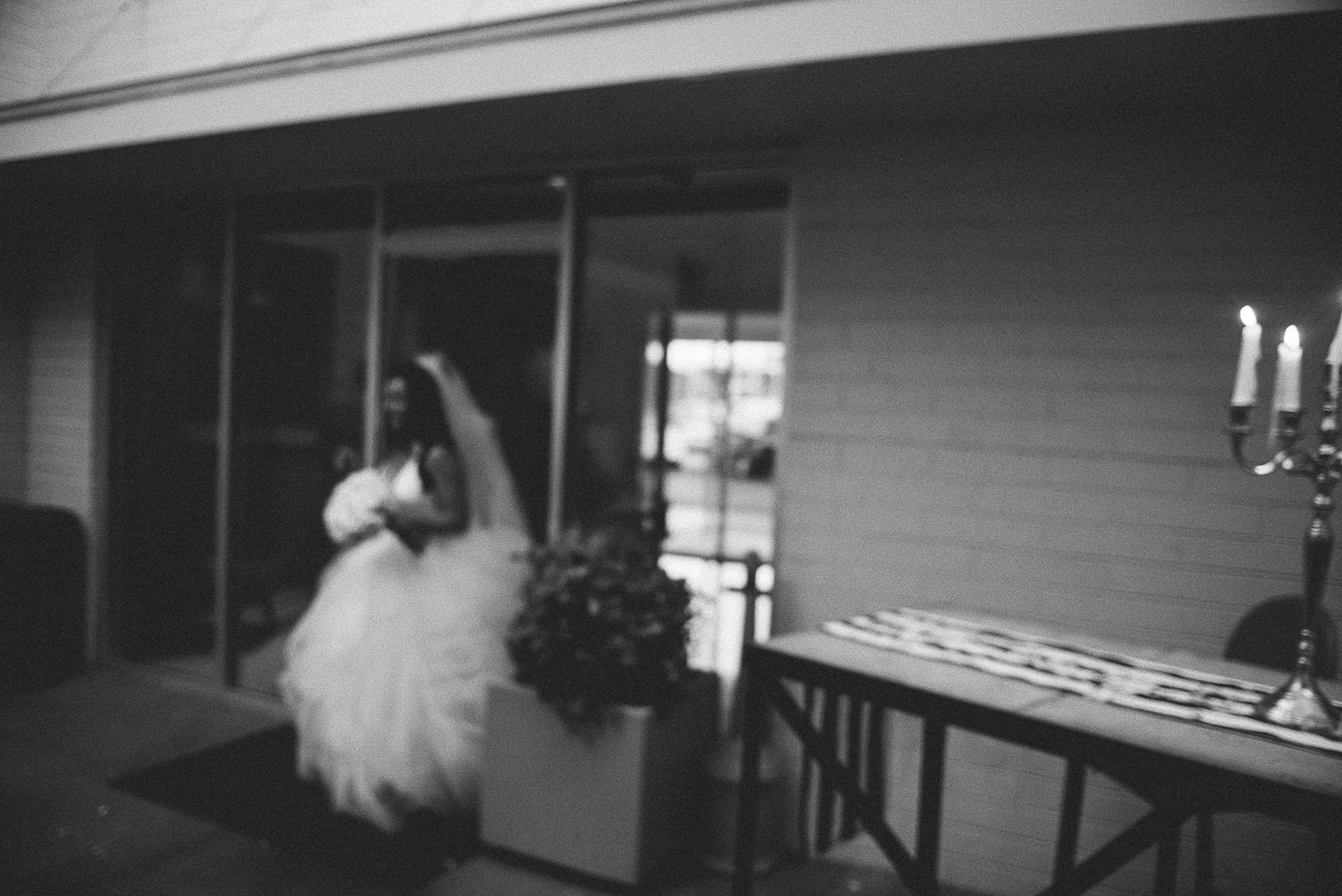 las vegas cosmopolitan wedding, las Vegas wedding, las vegas elopement, vegas wedding, vera wang wedding dress, handsome groom, beautiful bride, las vegas wedding photography, wedding inspiration, 1,000 roses, roses, simple wedding, classic wedding, vintage wedding, wedding photographer, ashley marie myers