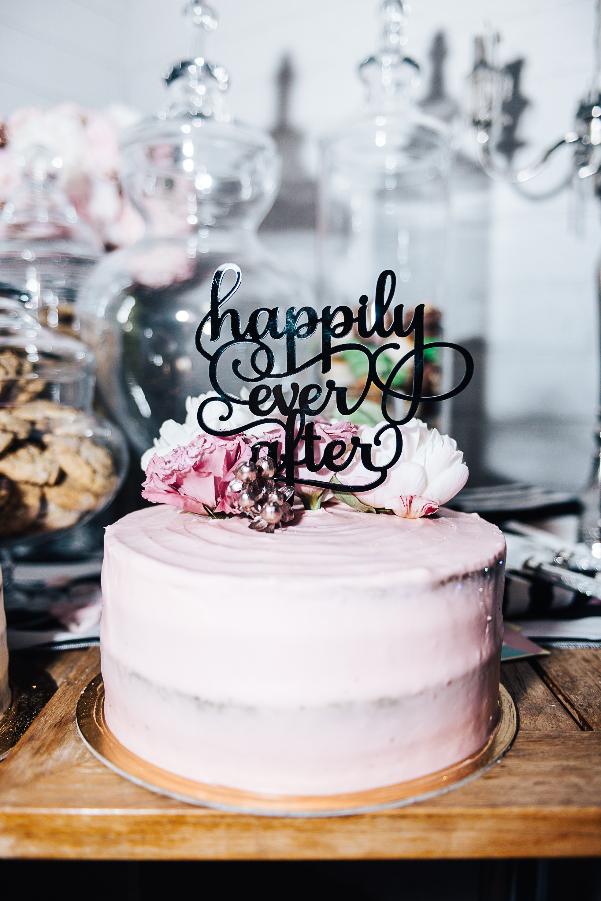las vegas cosmopolitan wedding, las Vegas wedding, las vegas elopement, vegas wedding, vera wang wedding dress, handsome groom, beautiful bride, las vegas wedding photography, wedding inspiration, 1,000 roses, roses, simple wedding, classic wedding, vintage wedding, wedding photographer, ashley marie myers