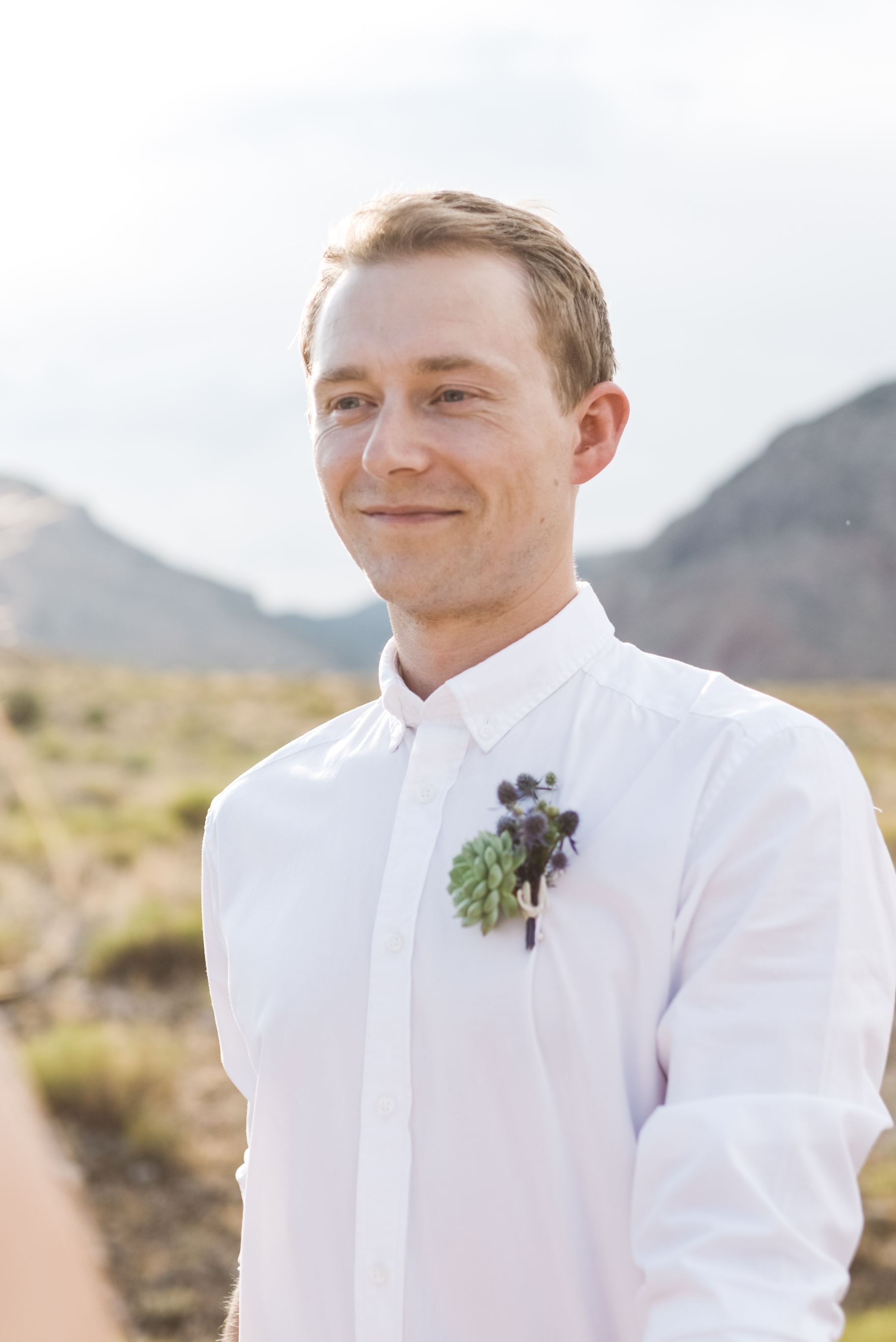 FLora Pop Desert Ceremony Red Rock Las Vegas Photography by Ashley Marie-40.jpg