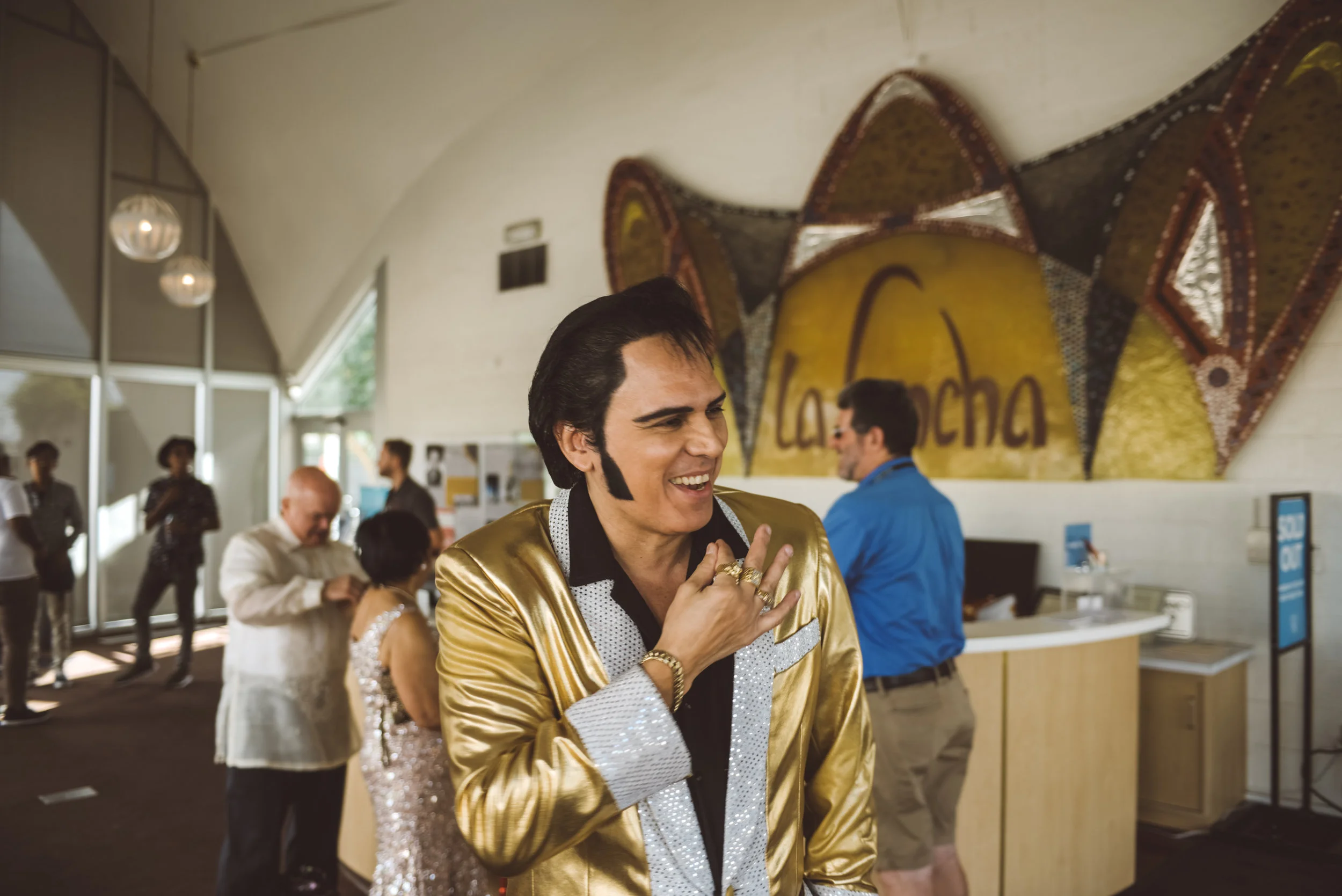 Lifestyle Photography by Ashley Marie Myers Neon Museum Elopemnt DTLV-6.jpg