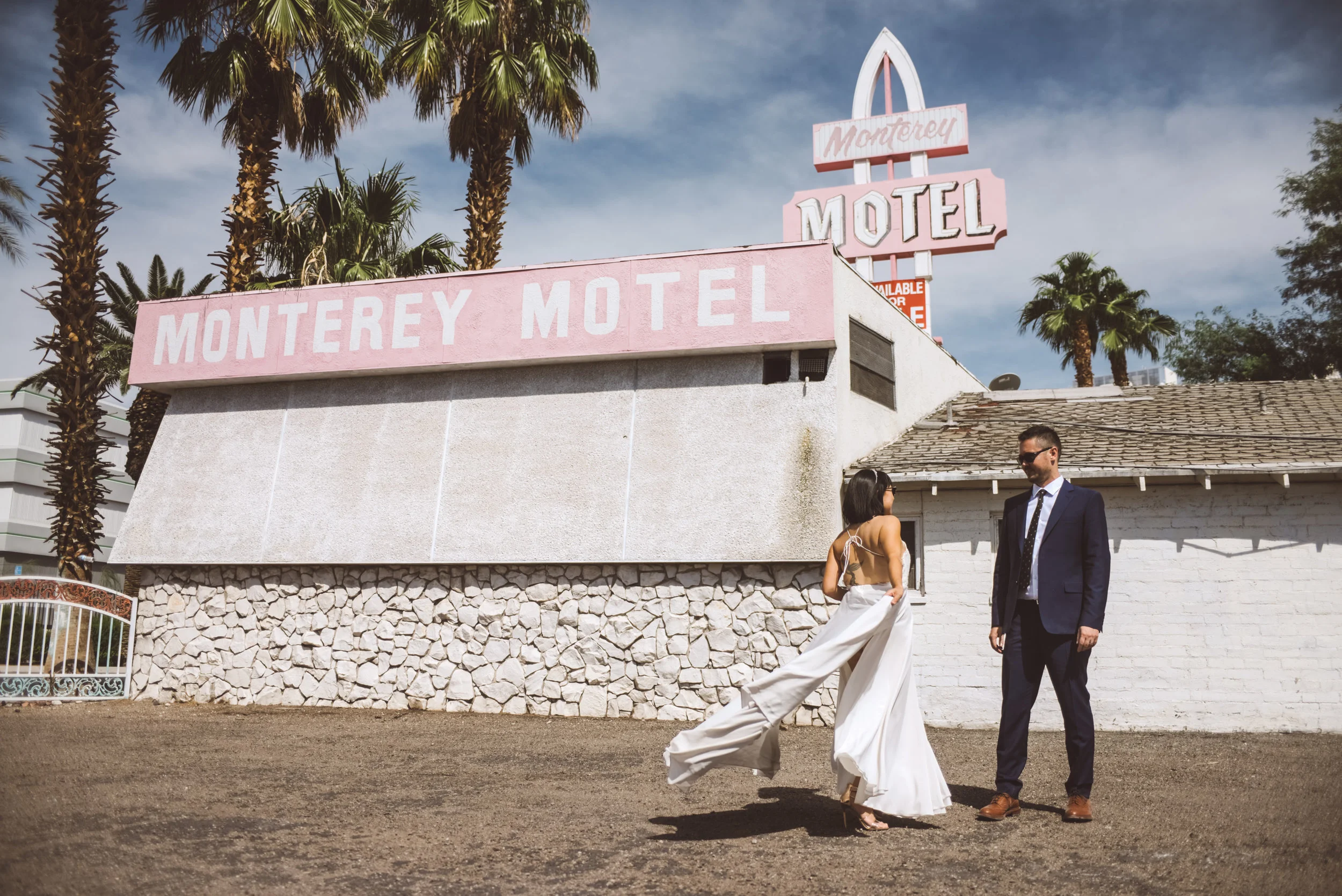 Lifestyle Photography by Ashley Marie Myers Neon Museum Elopemnt DTLV-202.jpg