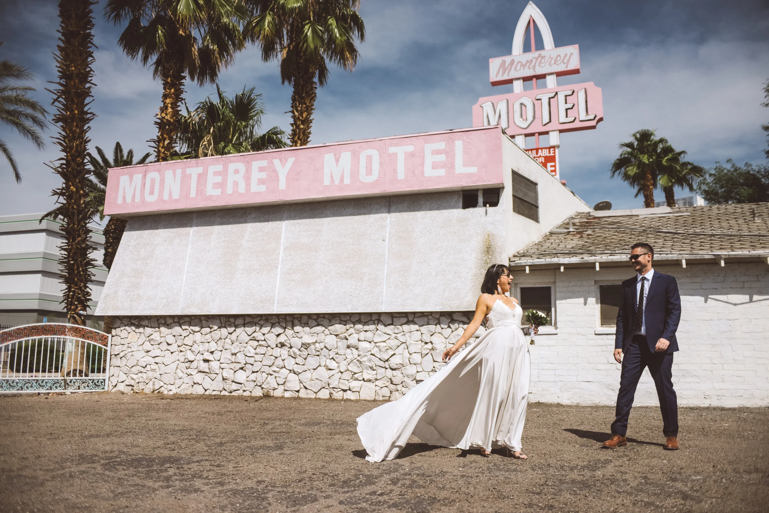 Lifestyle Photography by Ashley Marie Myers Neon Museum Elopemnt DTLV-205.jpg
