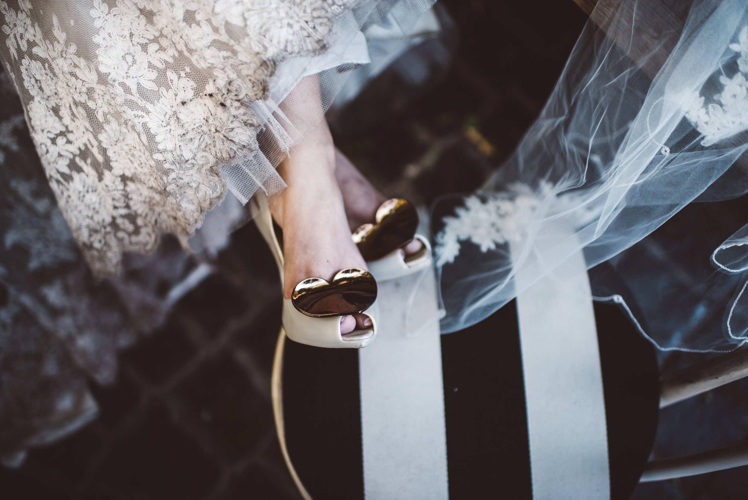 Las Vegas Elopement Photographer Ashley Marie Myers Rock'n Roll Bride-46.jpg