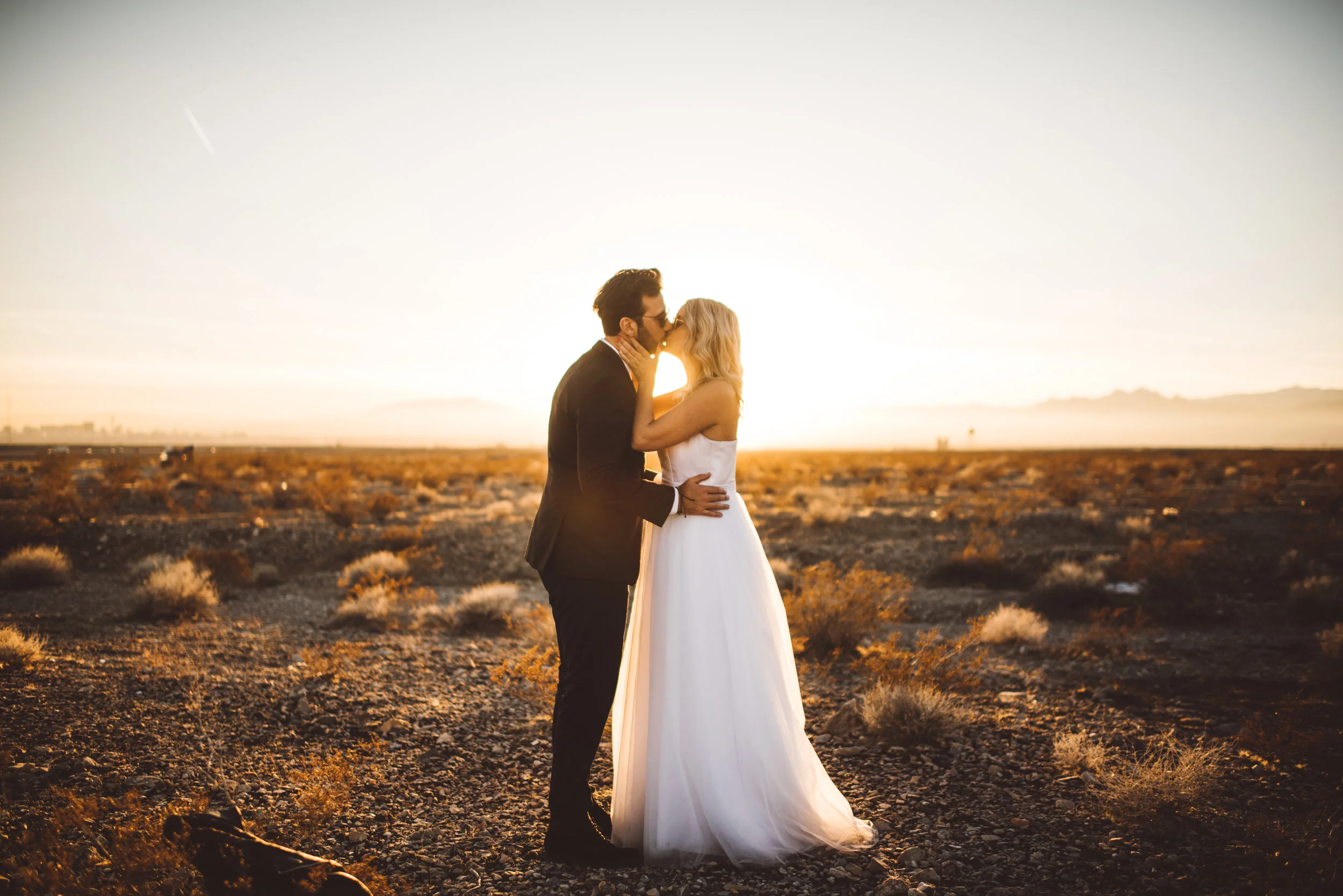 las vegas elopement, las vegas photographer, downtown las vegas, las vegas neon lights, elopement photography, street photography, las vegas wedding, eloped, newlyweds, las vegas, dtlv