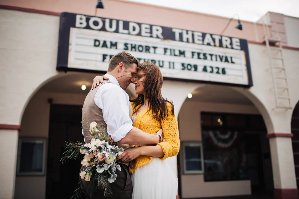 las vegas elopement, flora pop elopement, rainy day wedding, wedding, rainy day, wedding inspiration, desert elopement, lithuanian bride, military groom, las vegas elopement, 