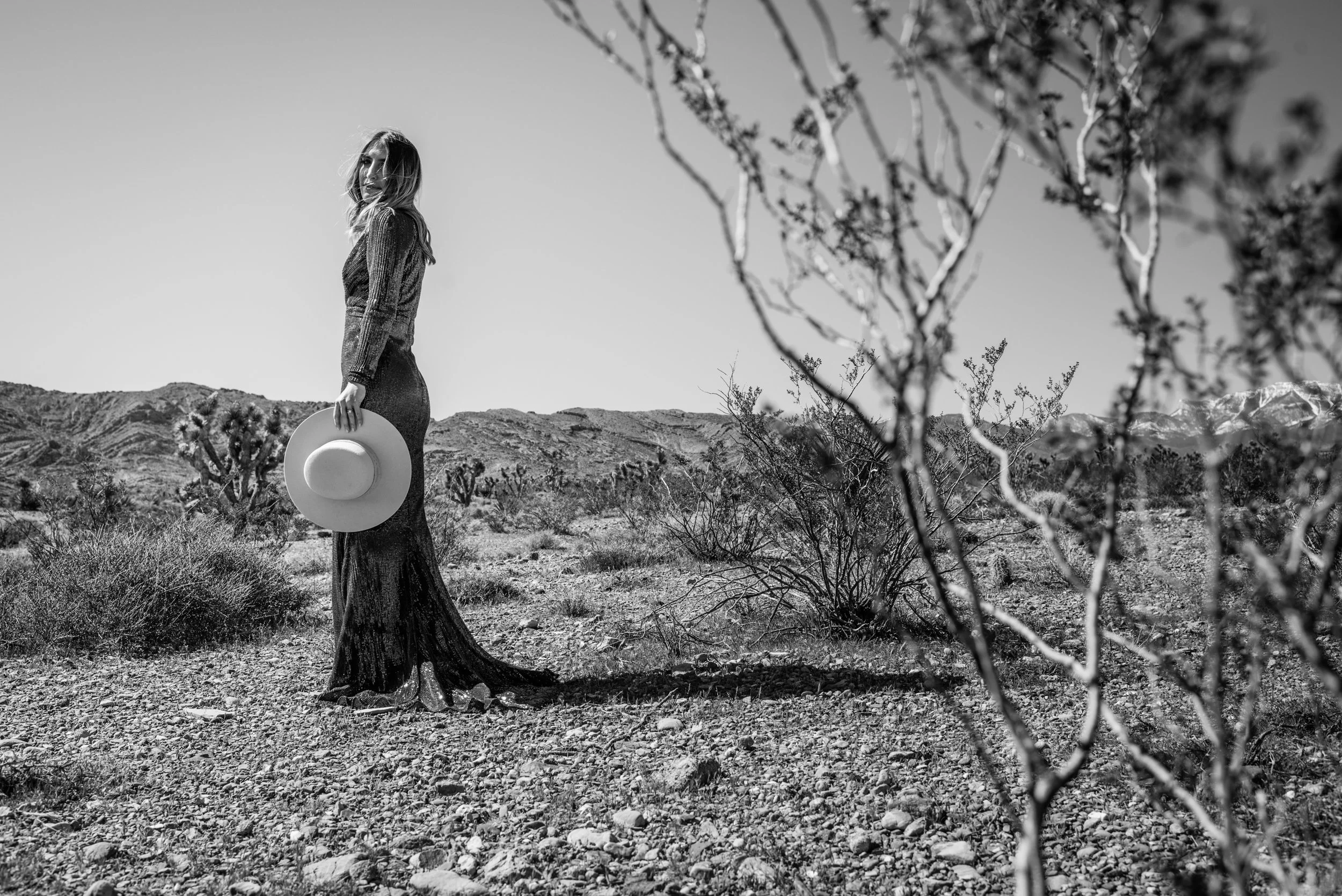 Las Vegas Elopement Rockn Roll Elopement Las Vegas desert Elopement Ashley Marie Myers-24.jpg