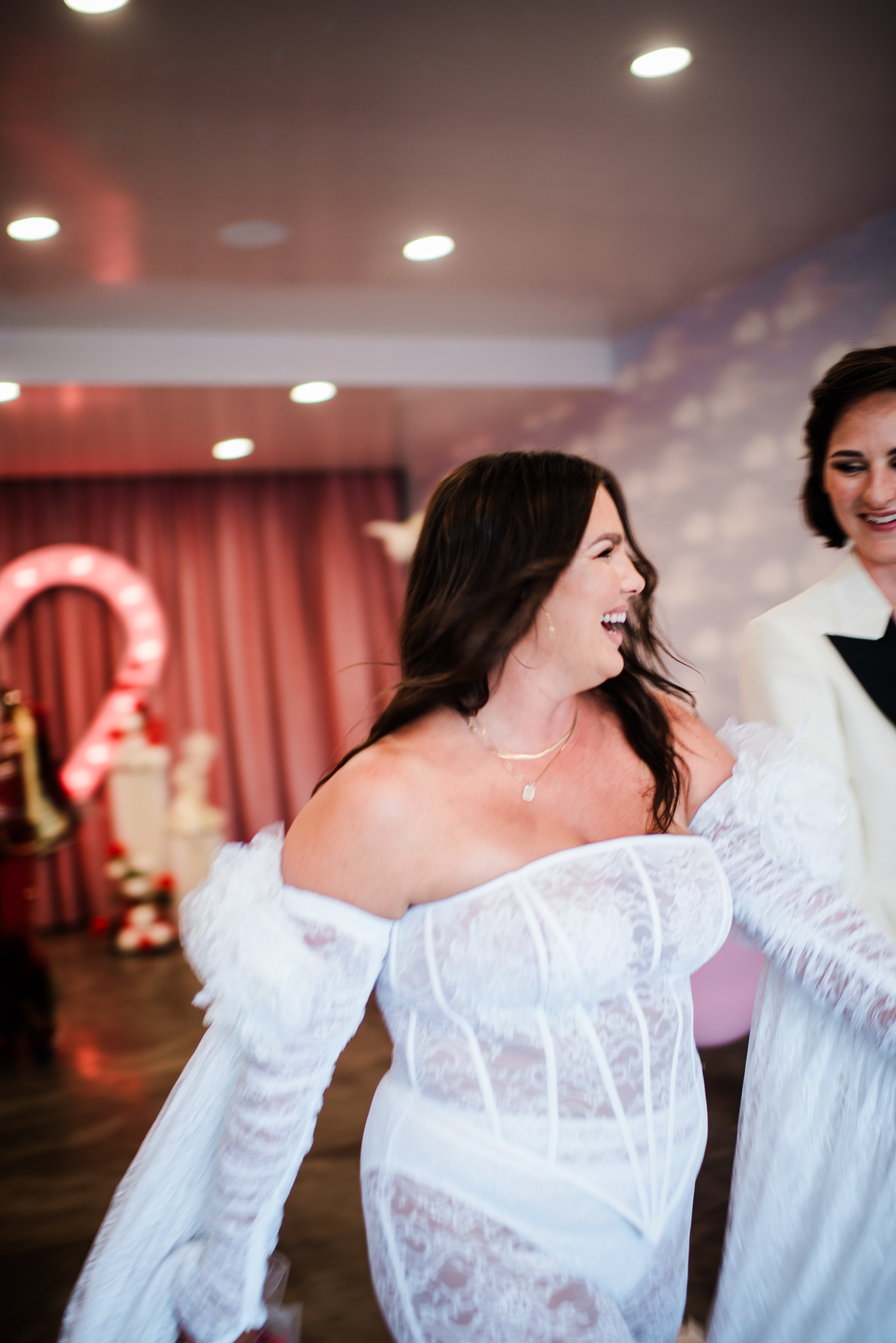 35mm elopement sure thing chapel candice huffine and shelly sparks ashley marie myers film photographer las vegas-149.jpg