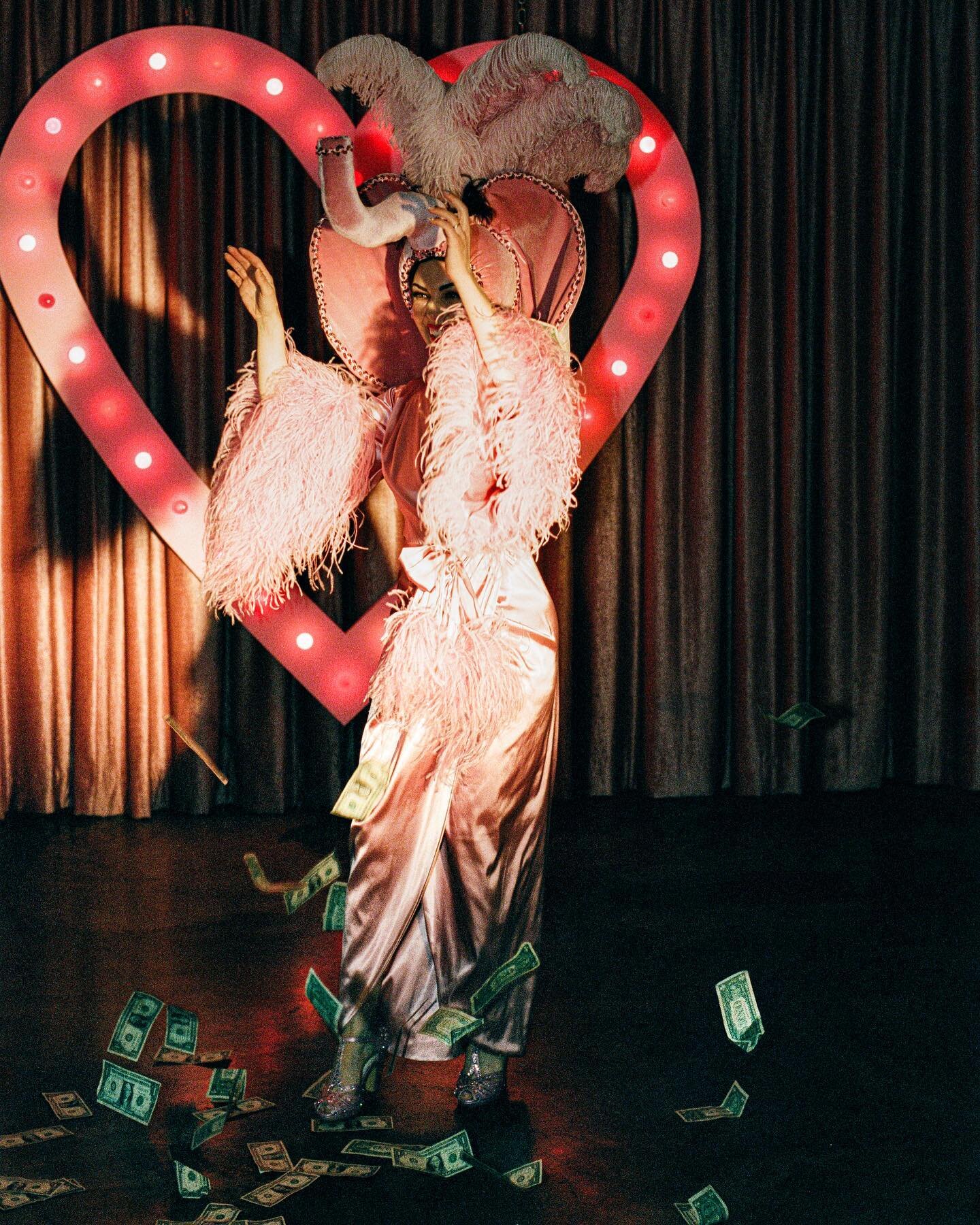 ✨ After hours with @surelytheshowgirl ✨ 
@surethingchapel scanned &amp; processed by @indiefilmlab 
💒 
#35mm #35mmfilm #portra400 #madewithkodak #filmfeed #sheshootsfilm #portrafilm #filmisalive #indiefilmlab