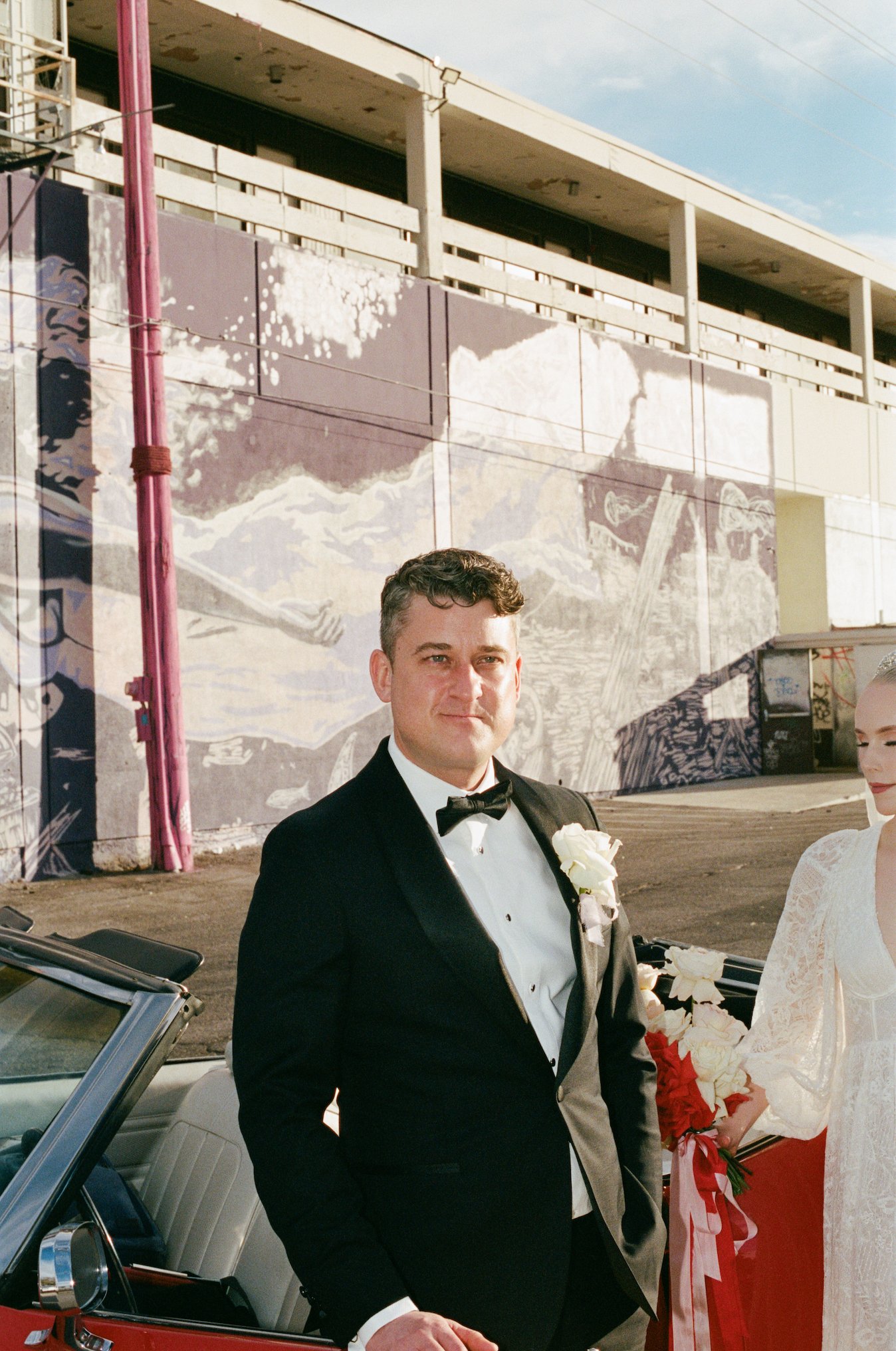 35MM FILM PHOTOGRAPHY WEDDING ELOPEMENT SURE THING CHAPEL LAS VEGAS-84 copy.jpg