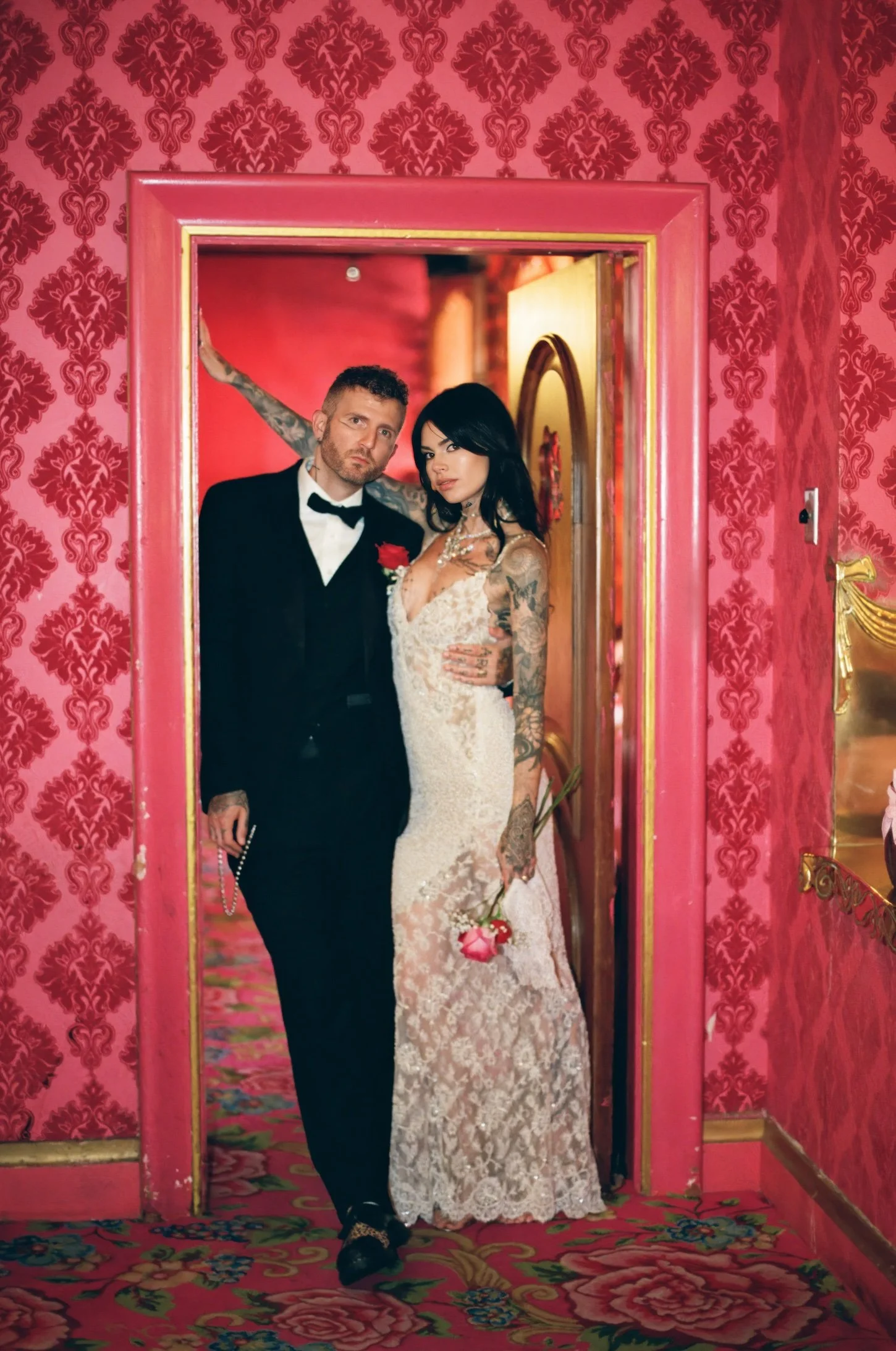 MADONNA INN WEDDING PORTRA 800 FILM PHOTOGRAPHY BY ASHLEY MYERS-36 copy.jpeg