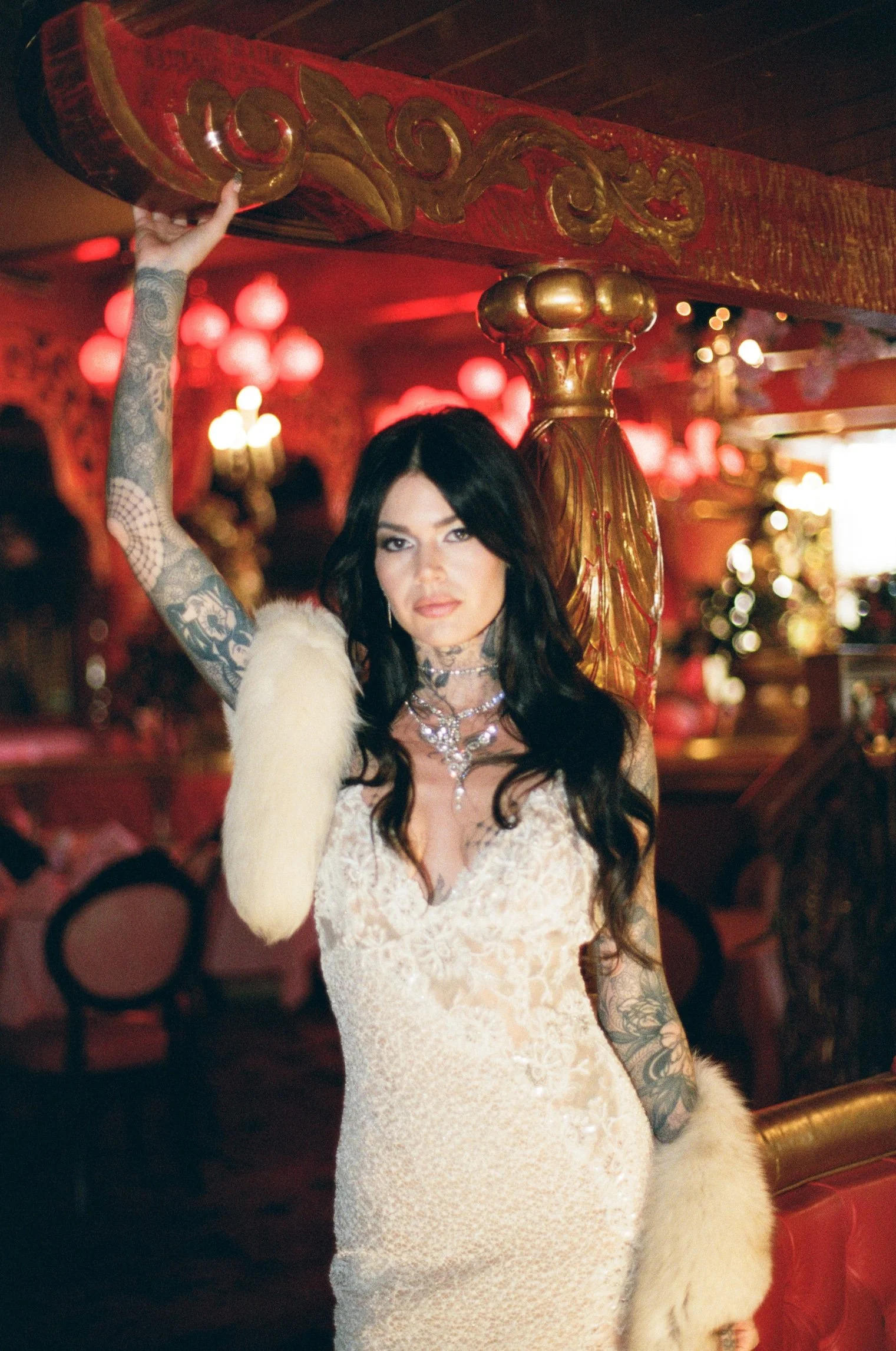 MADONNA INN WEDDING PORTRA 800 FILM PHOTOGRAPHY BY ASHLEY MYERS-63 copy.jpeg