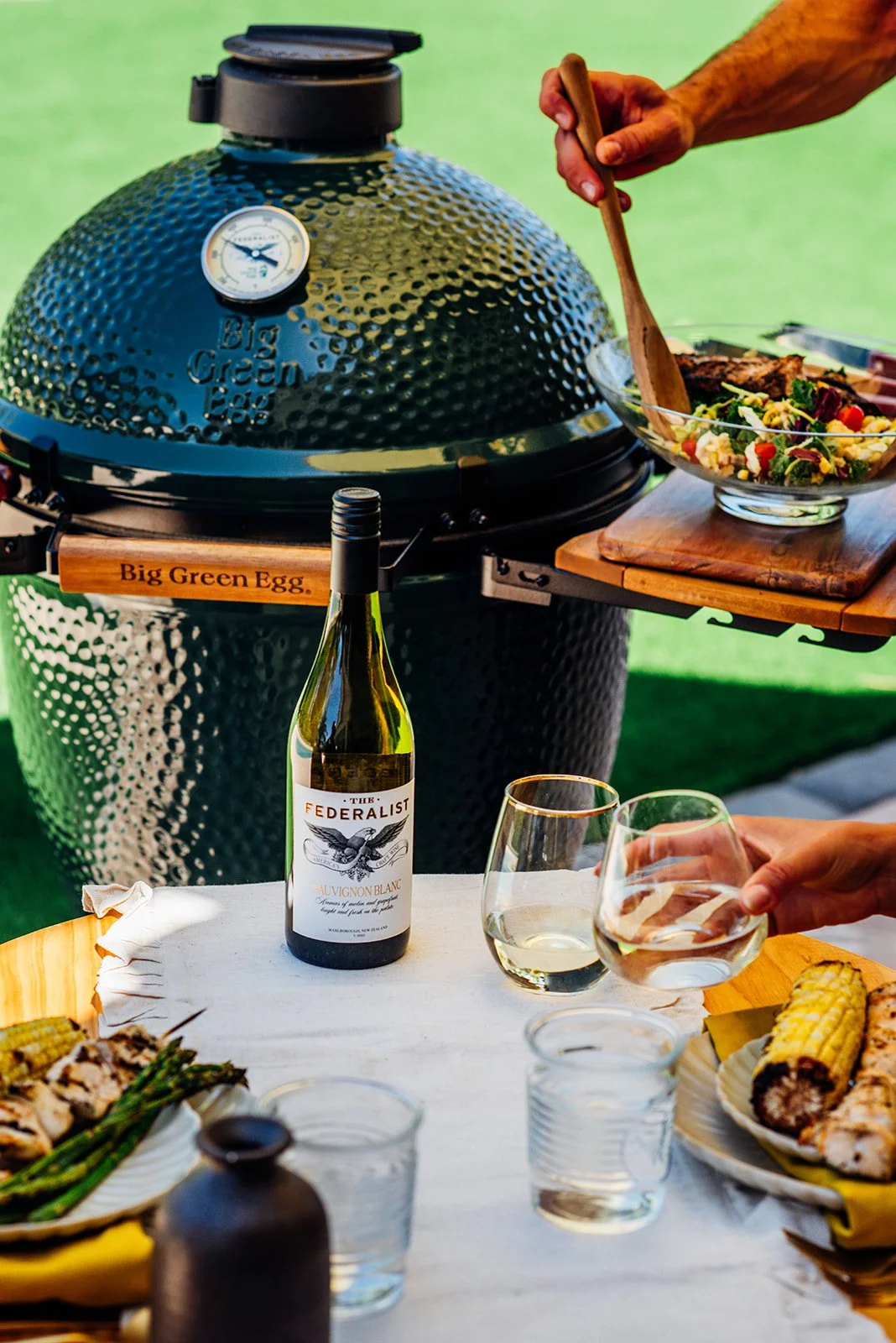 BIG GREEN EGG &amp; FEDERALIST WINE