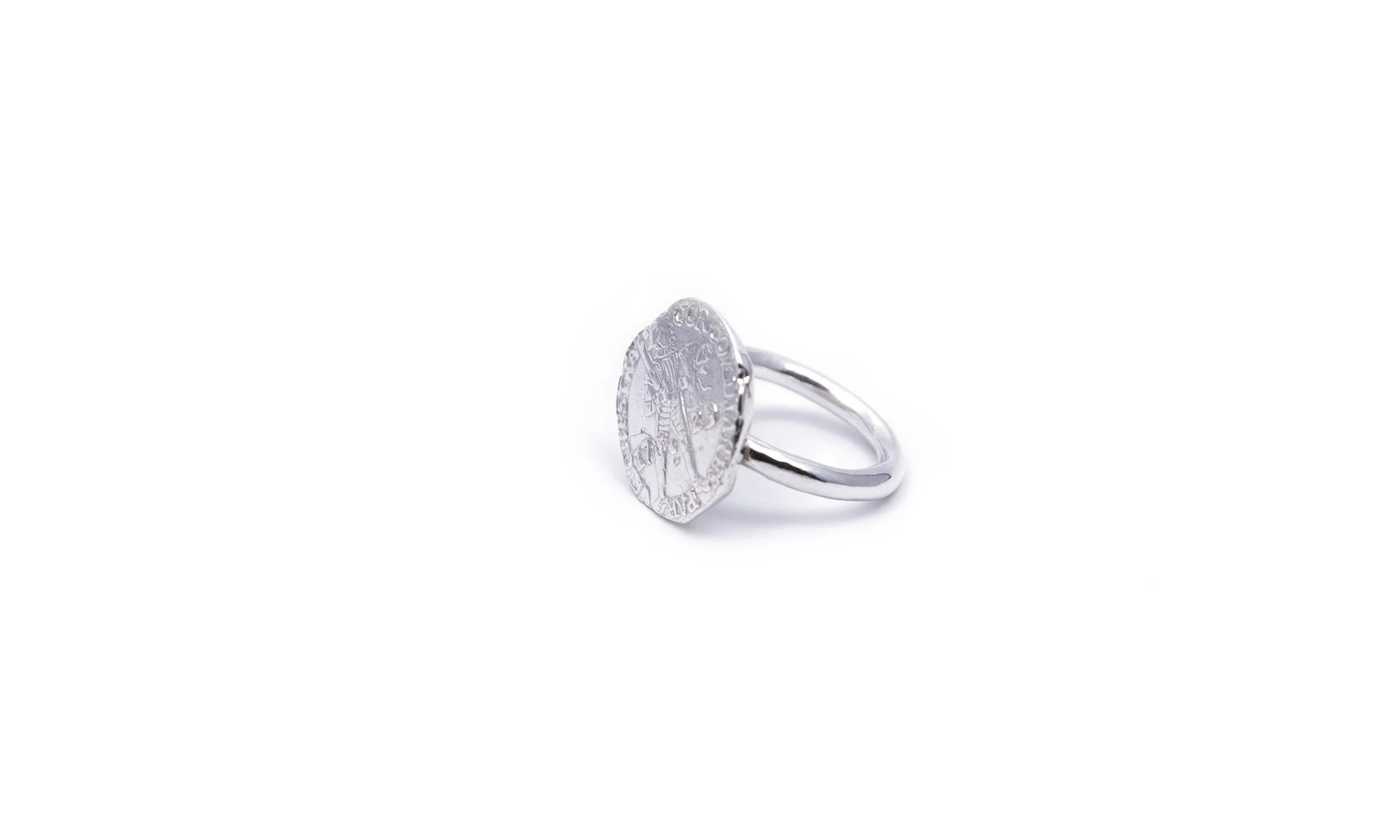 ANTICA-FEMME-02.jpg