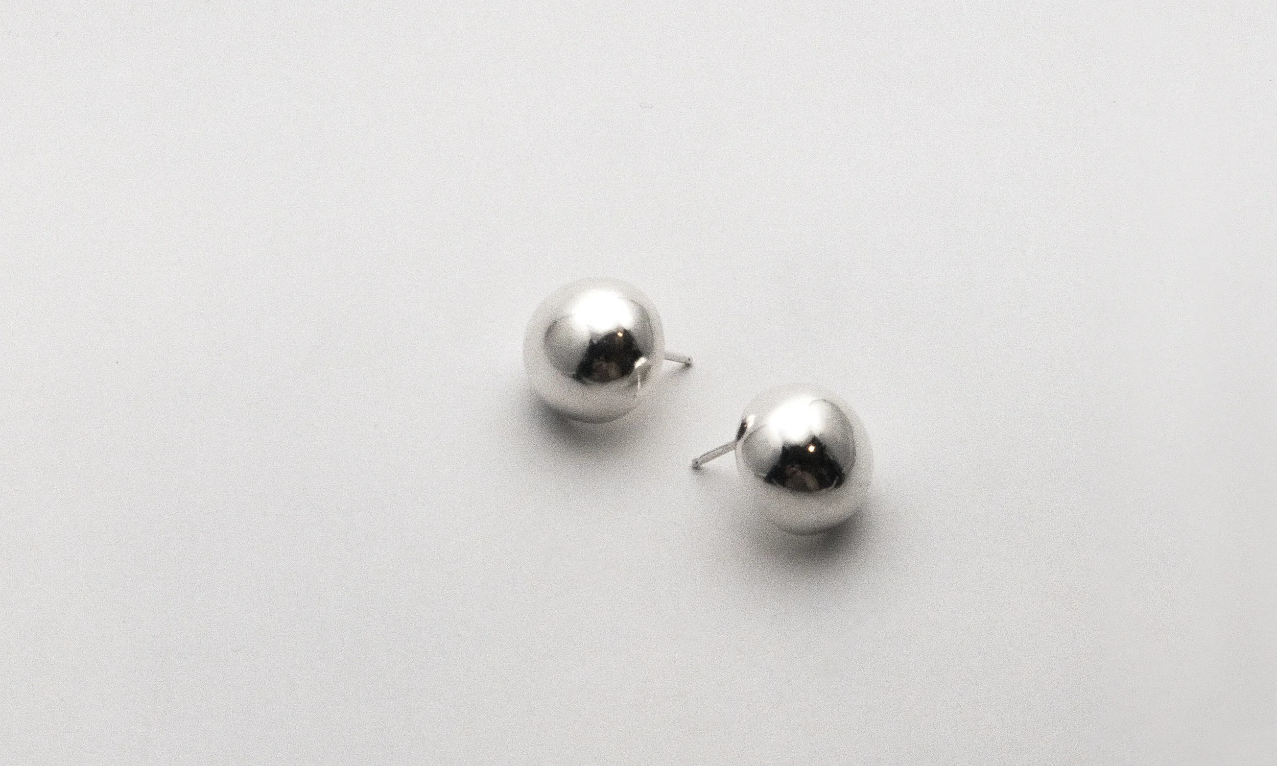 FLRNZ-DOT-XL-03.jpg