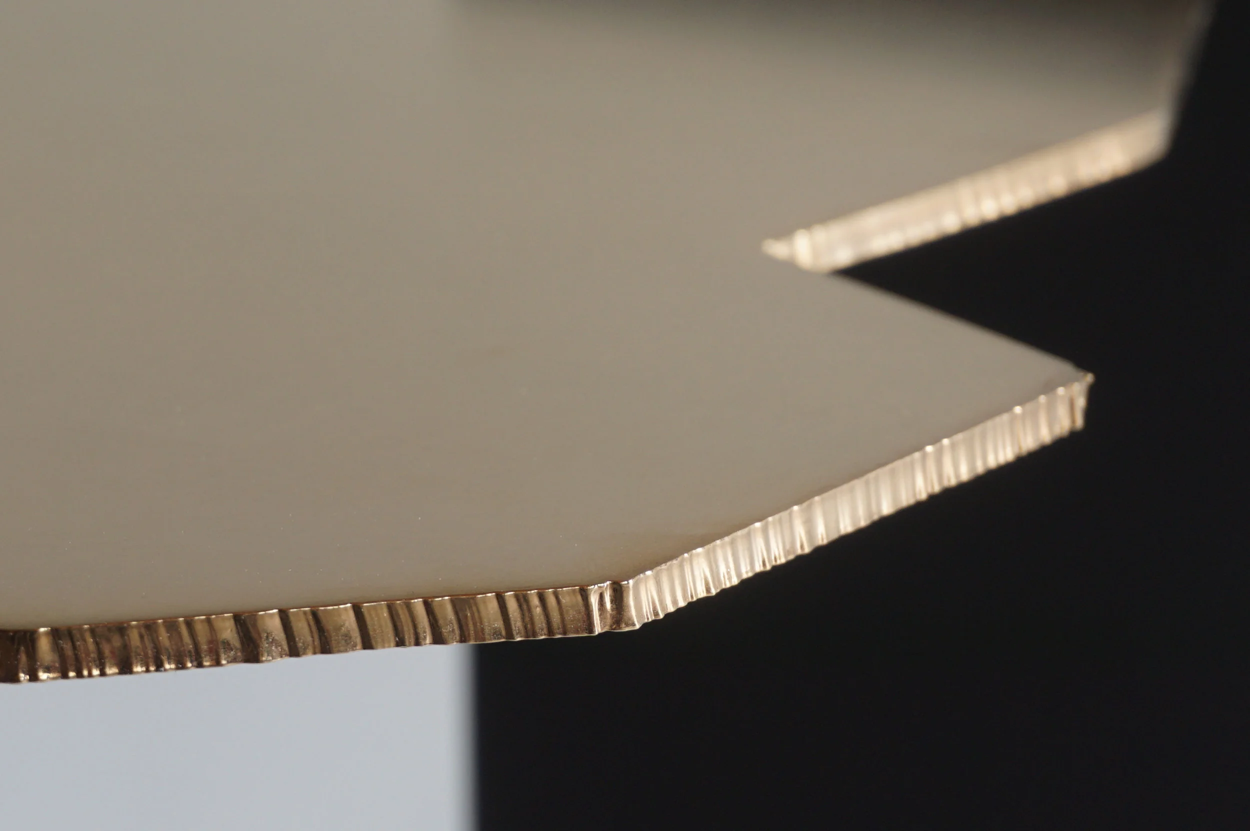 Detail-1-cut-gold_WEB.jpg