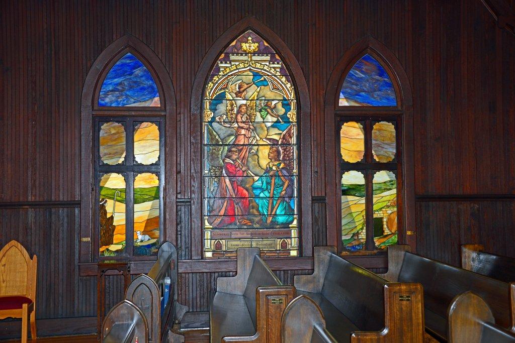 Redeemer Stained Glass Windows 033.jpg