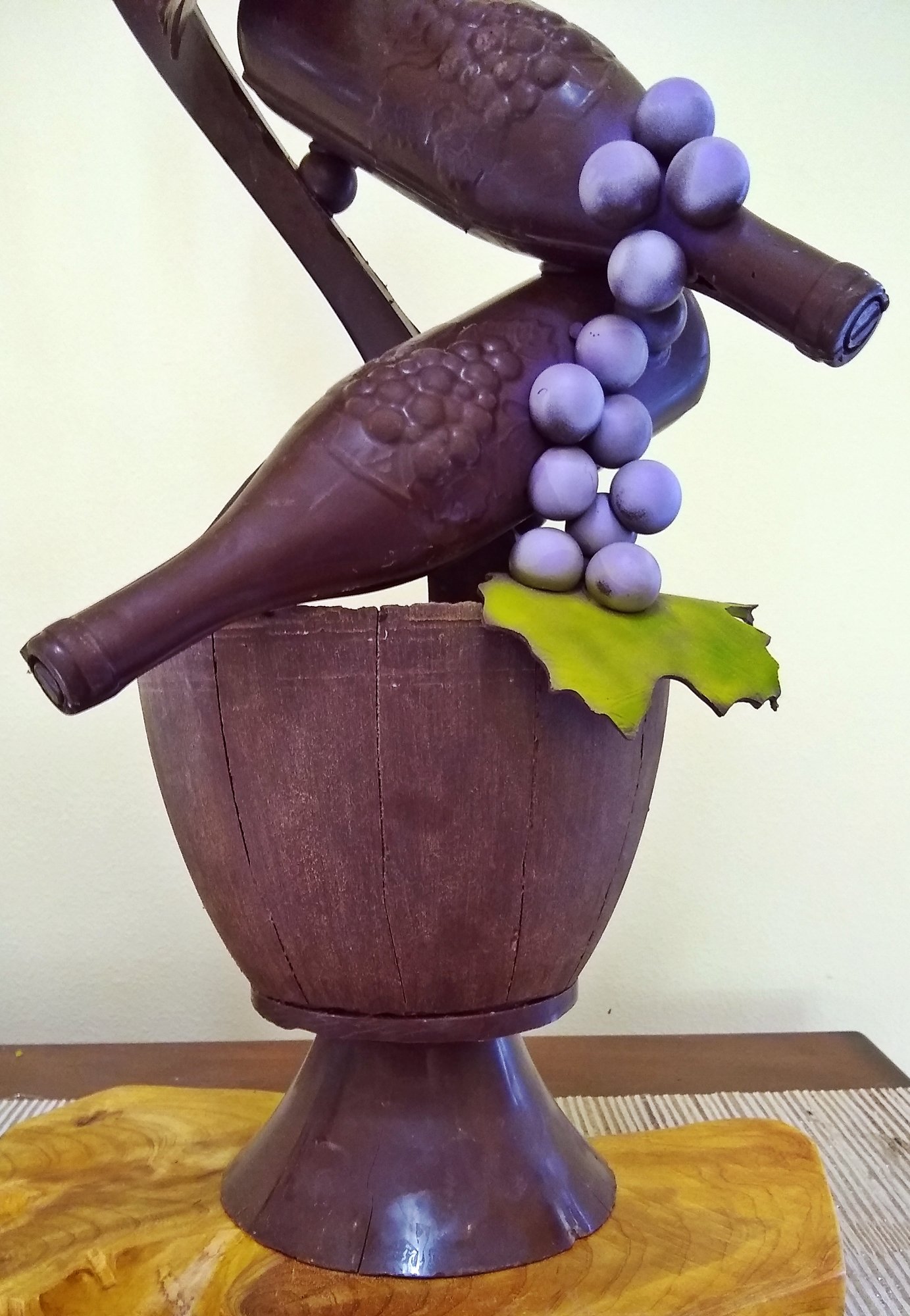  A closer view of the chocolate sculpture 