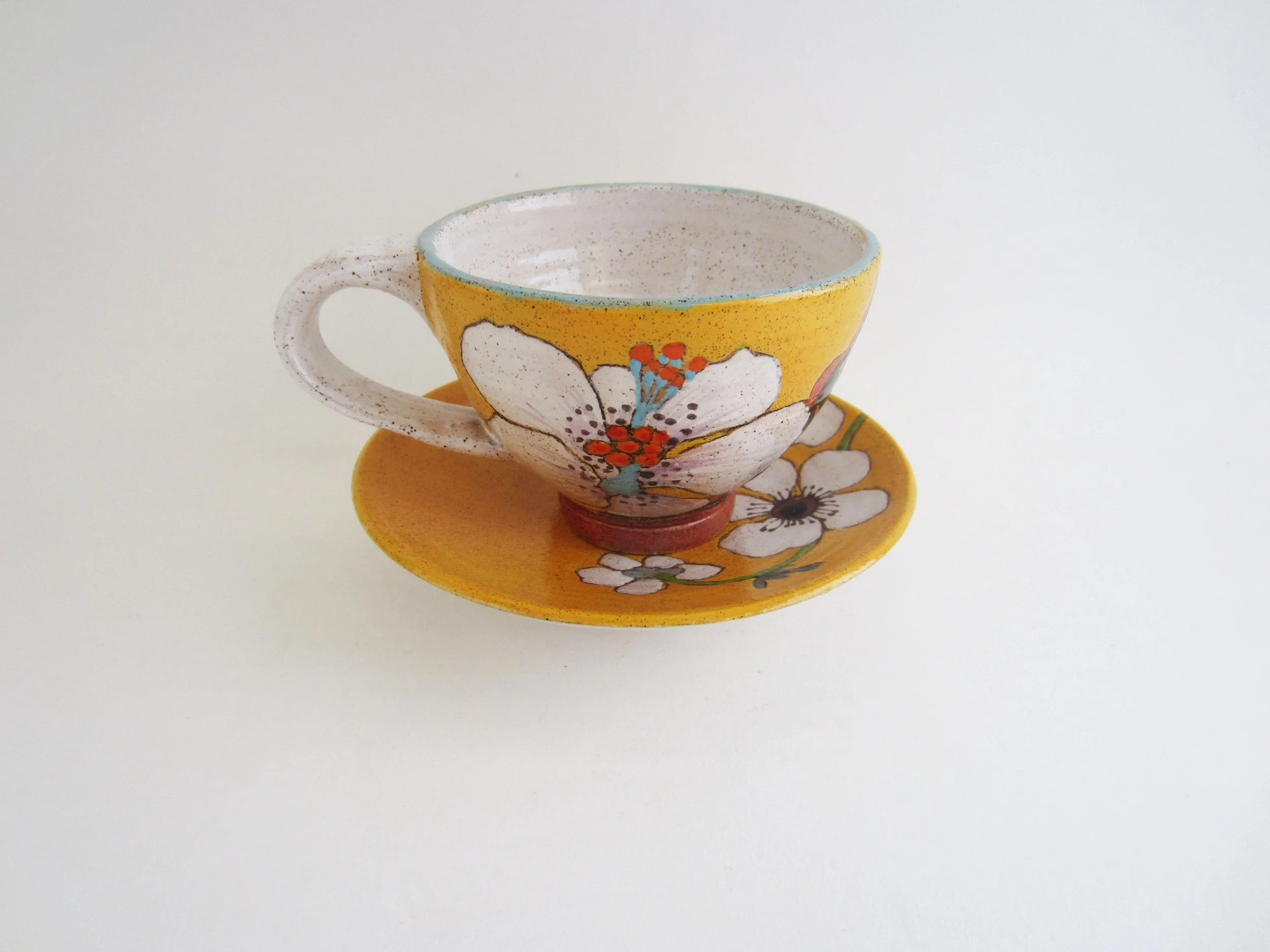 Flowers and Pigment Cup/Saucer (yellow)