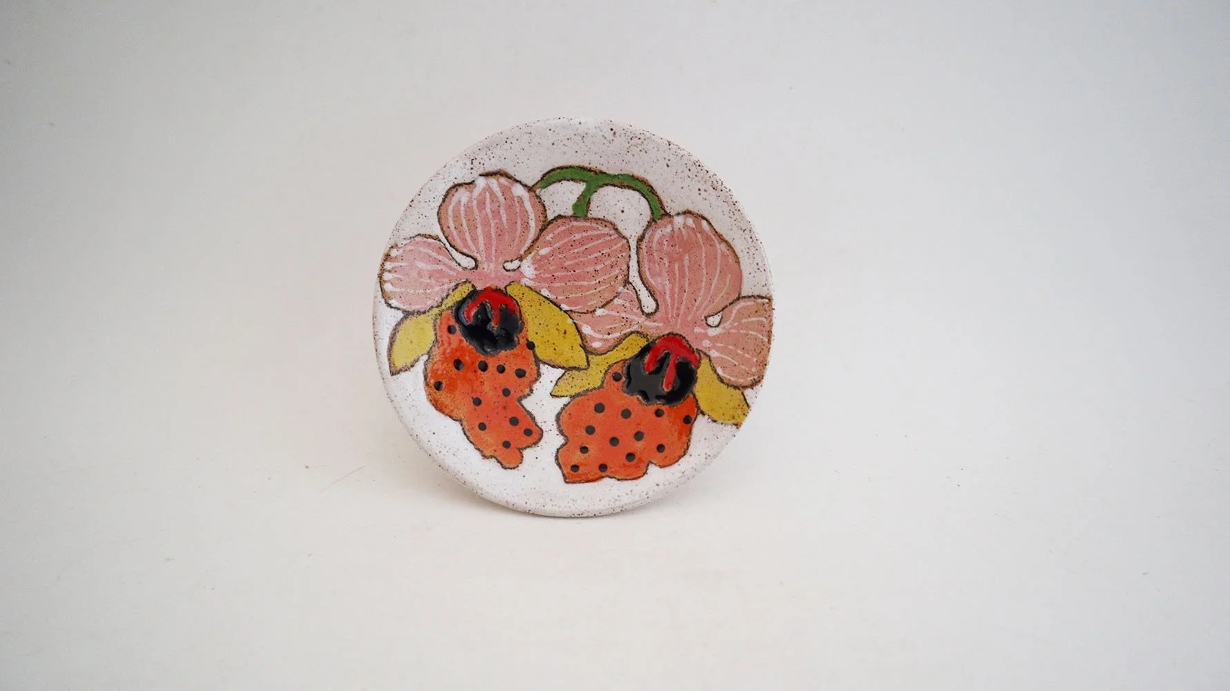 Flowers and Pigment Salt Dish