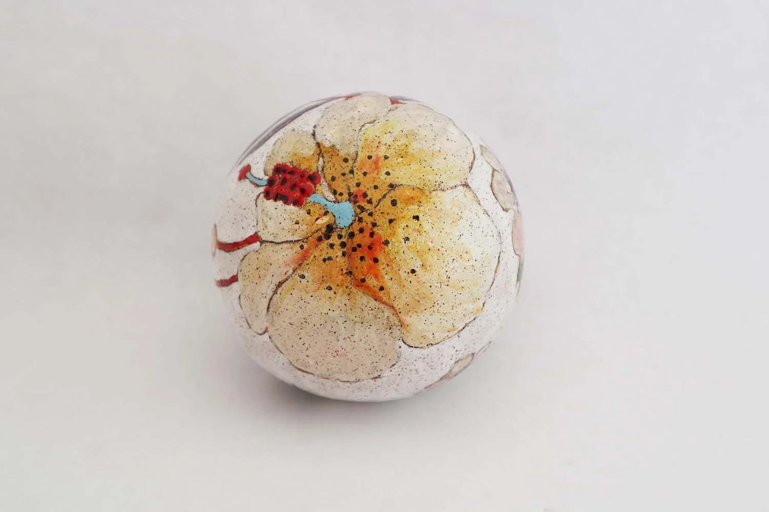 Flowers and Pigment Garden Rattle