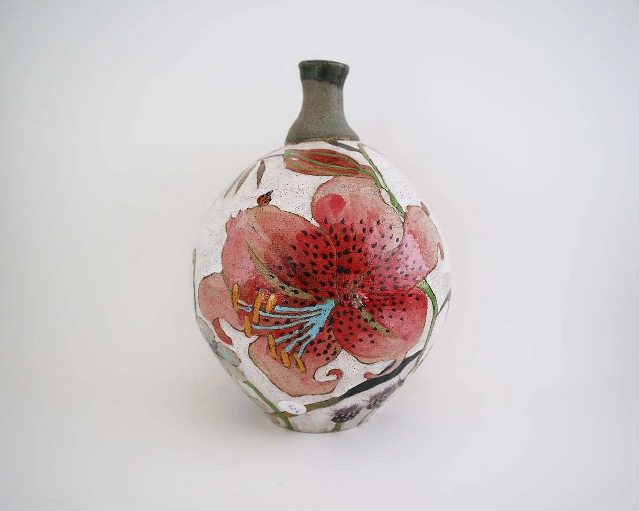 Flower and Pigment Round Vase