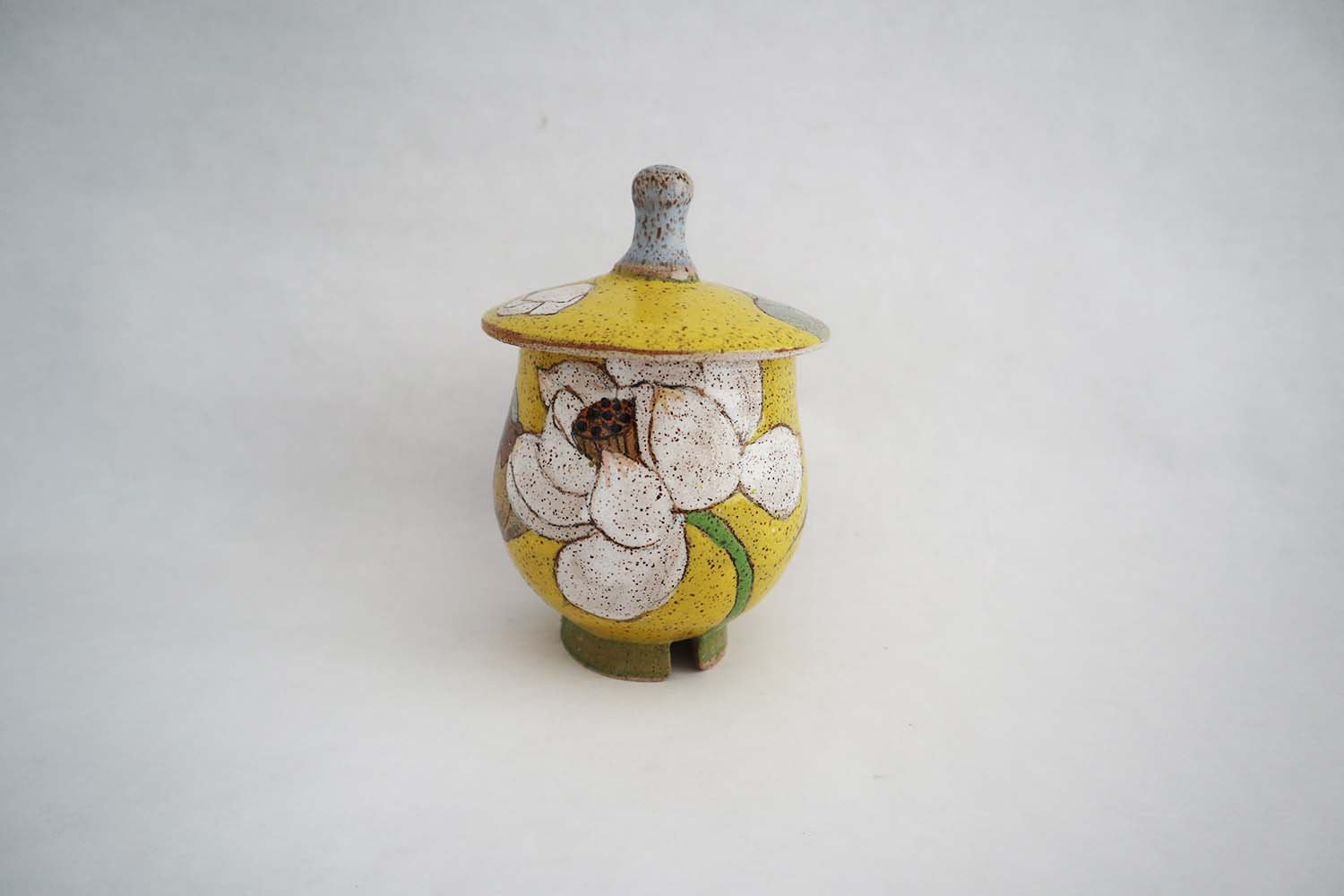 Lotus Covered Tea Bowl (bright yellow)