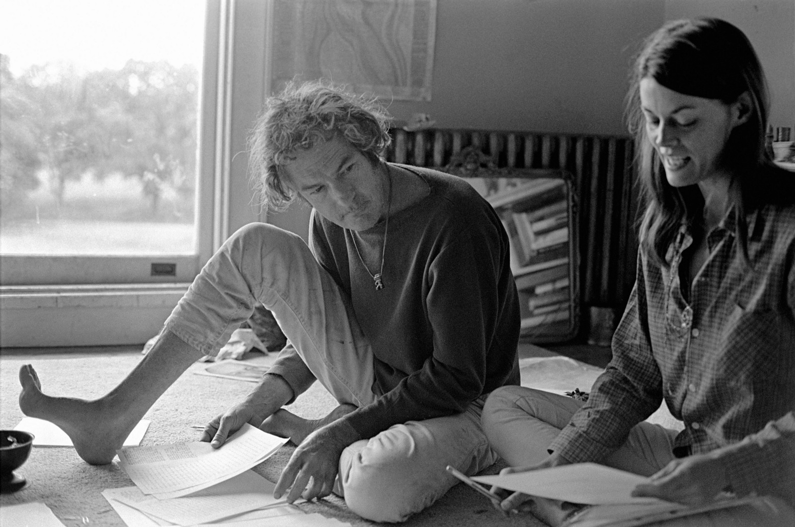 Timothy Leary, Ph.D, and Rosemary Woodruff work on a one of Leary’s lectures at the 63 room Hitchcock mansion in Millbrook, New York on June 15, 1967. (Alvis Upitis/Getty Images)