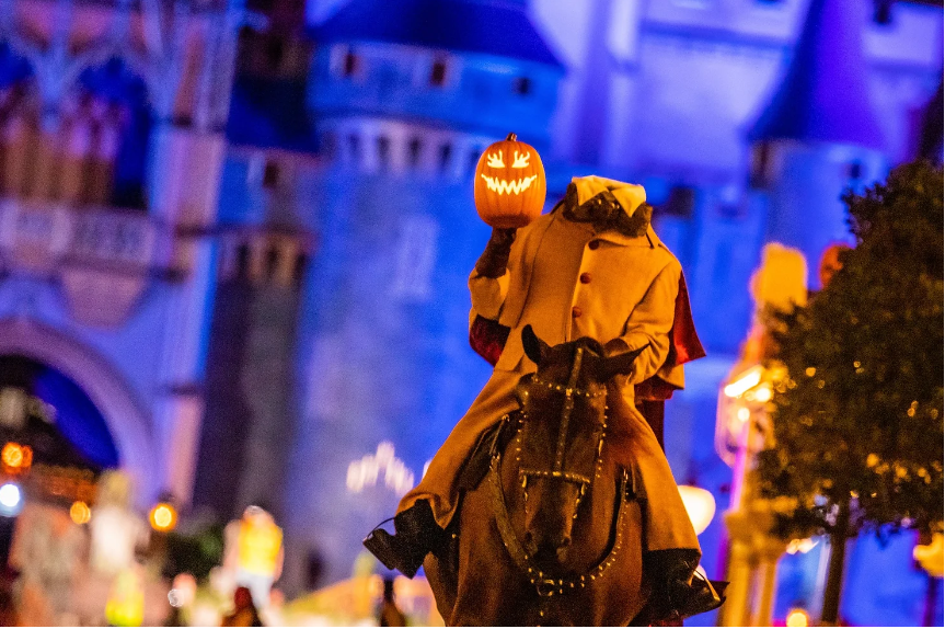 mickey's not so scary halloween party headless horseman 2024