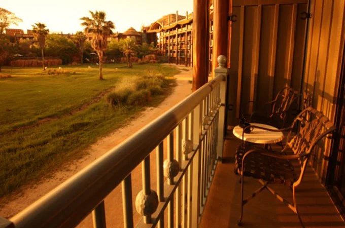 AnimalKingdomLodge_SavannahView.jpg