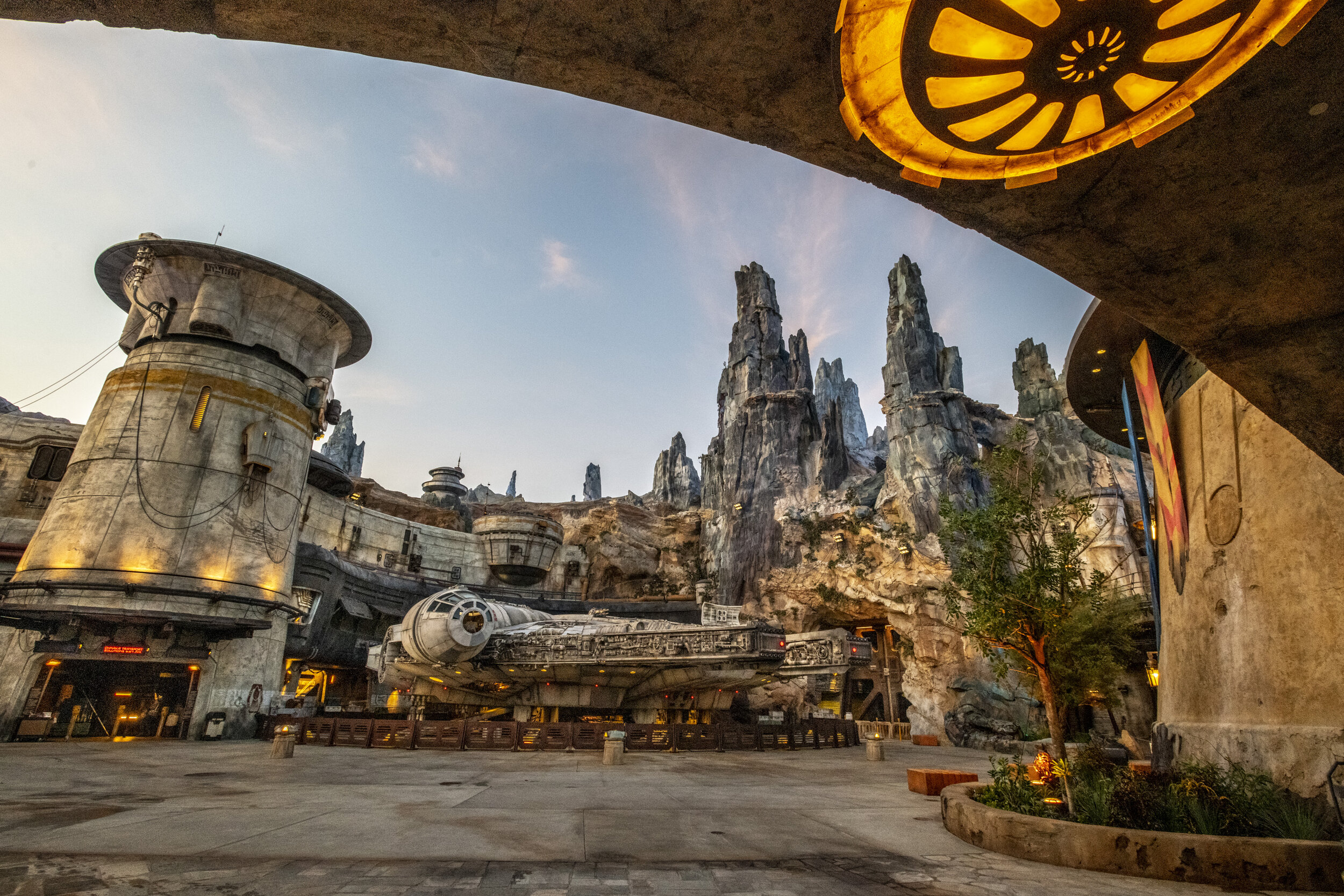 Sunrise Over Star Wars Galaxys Edge — Save At Walt Disney World